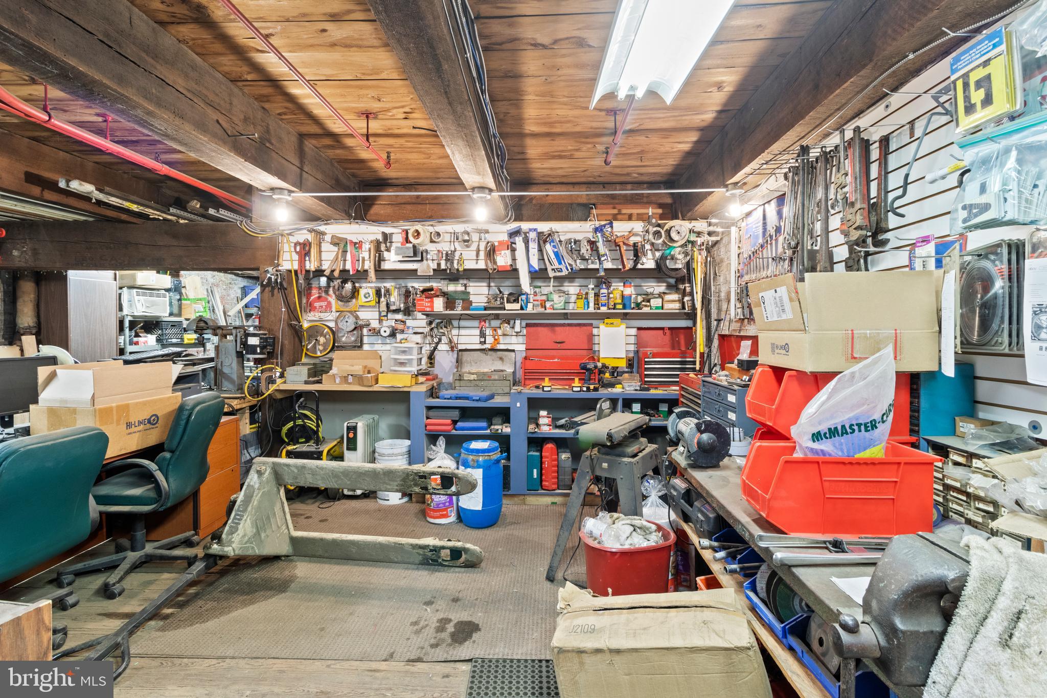 OLDE KENSINGTON - Commercial Sale