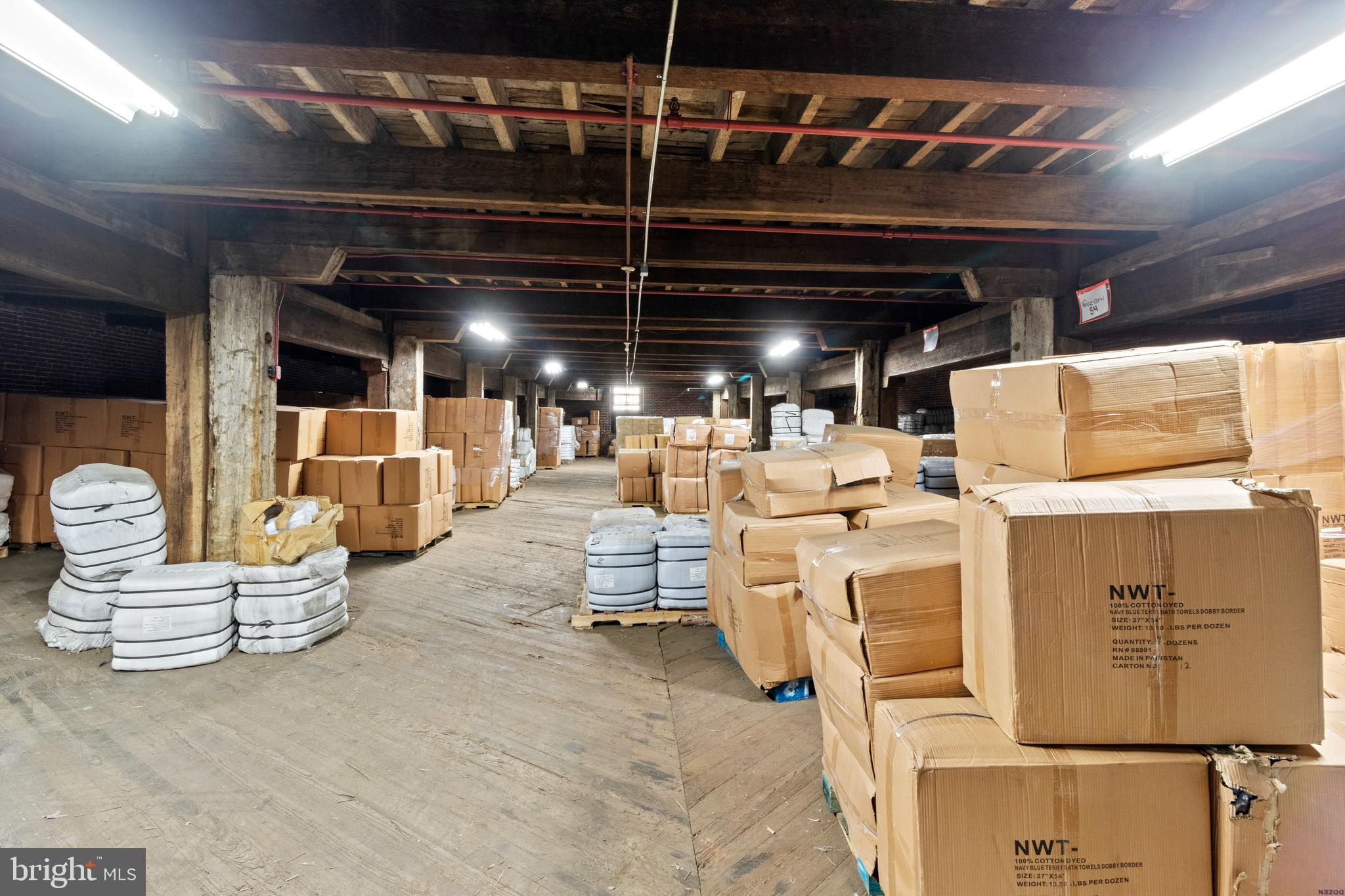 OLDE KENSINGTON - Commercial Sale