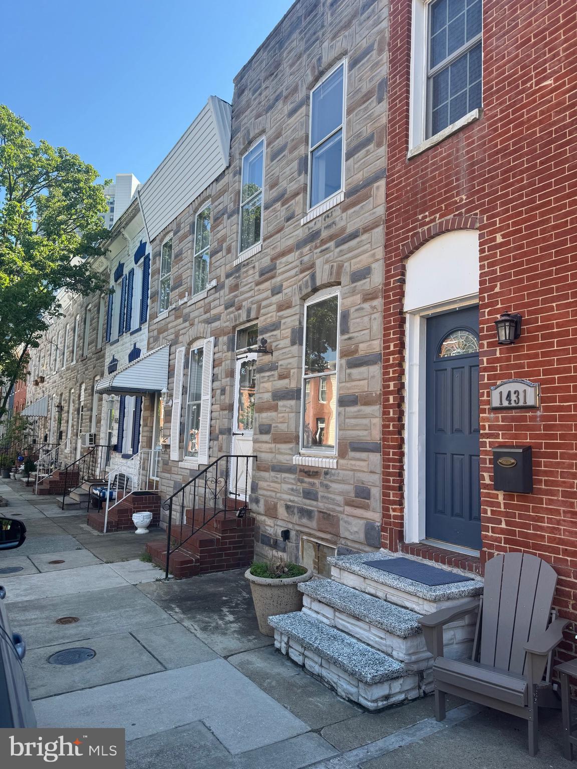 LOCUST POINT - Residential