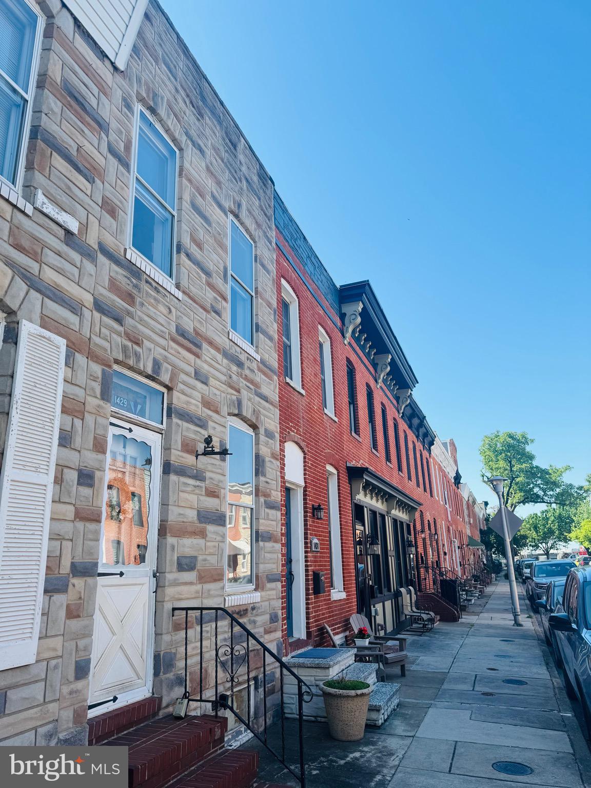 LOCUST POINT - Residential