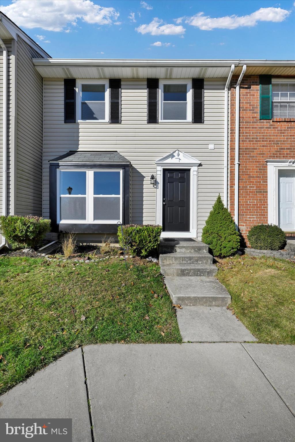 VILLAGE OF OLDE MILL - Residential