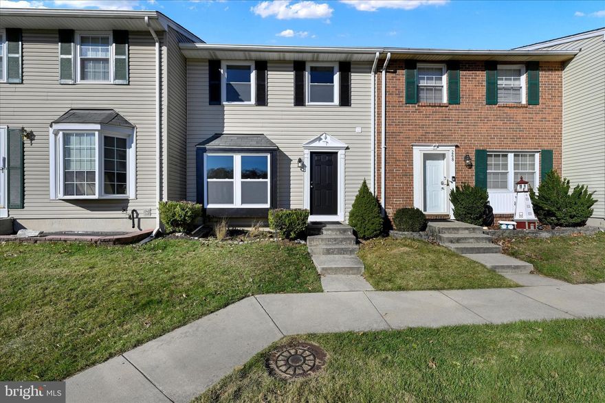 Look no further! This beautiful townhome is ready for a new homeowner. Whether you are an investor or a first-time homebuyer, this one is for you. This home features three bedrooms, a spacious main level, new flooring, new windows, an updated kitchen with granite countertops, and a fenced backyard. Recently painted, new carpets and a lower level waiting for your personal touches. Take a look and make this your next home.