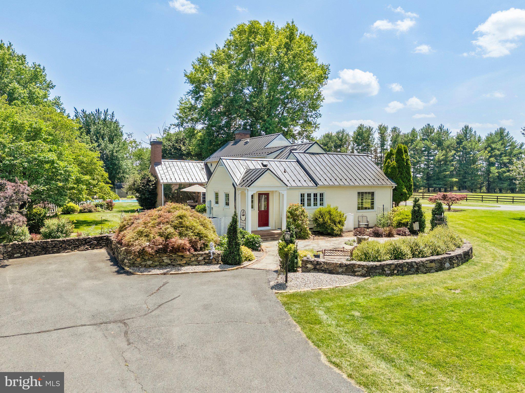 BEAVERDAM ACRES - Residential