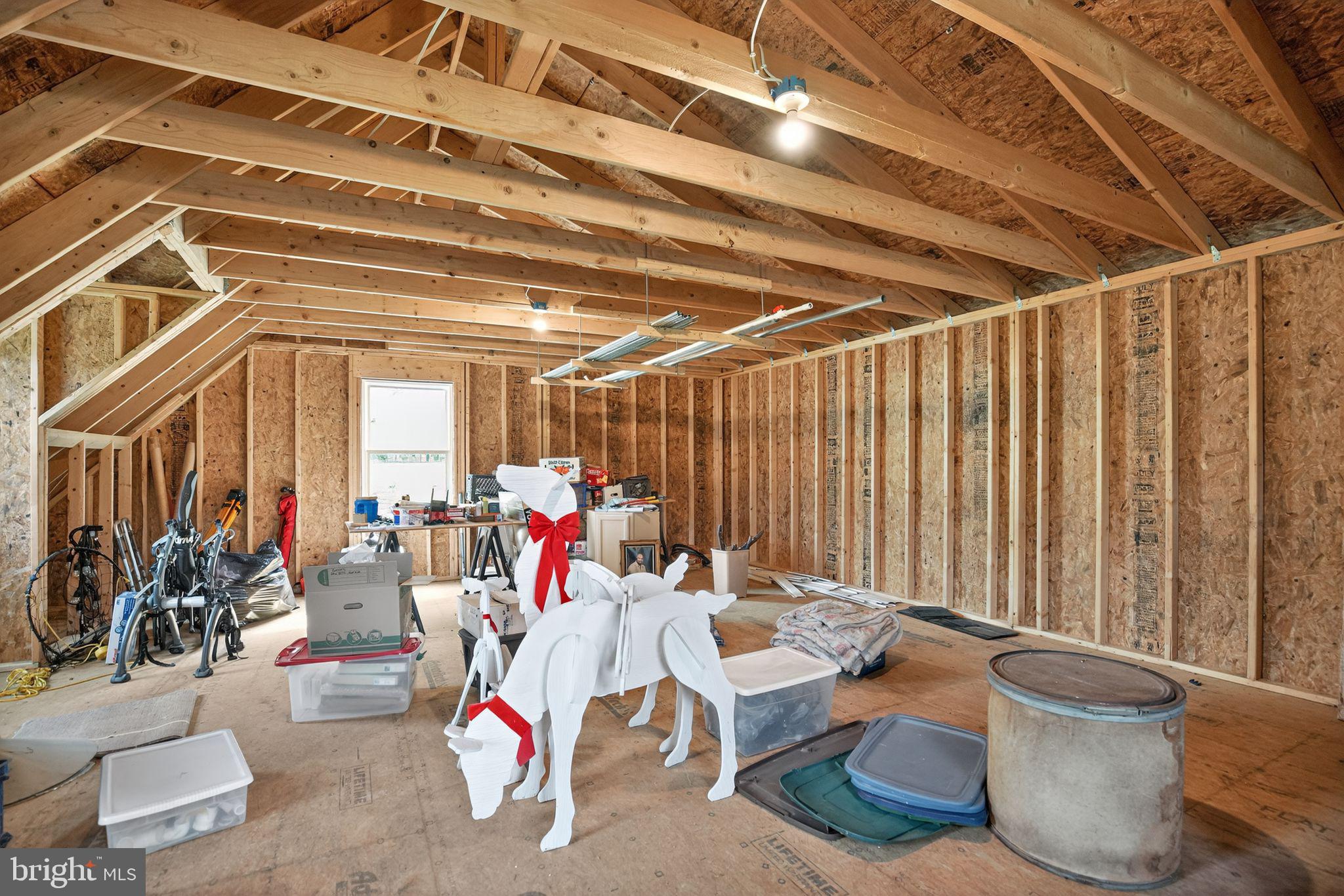 TROTTS POND ESTATES - Residential