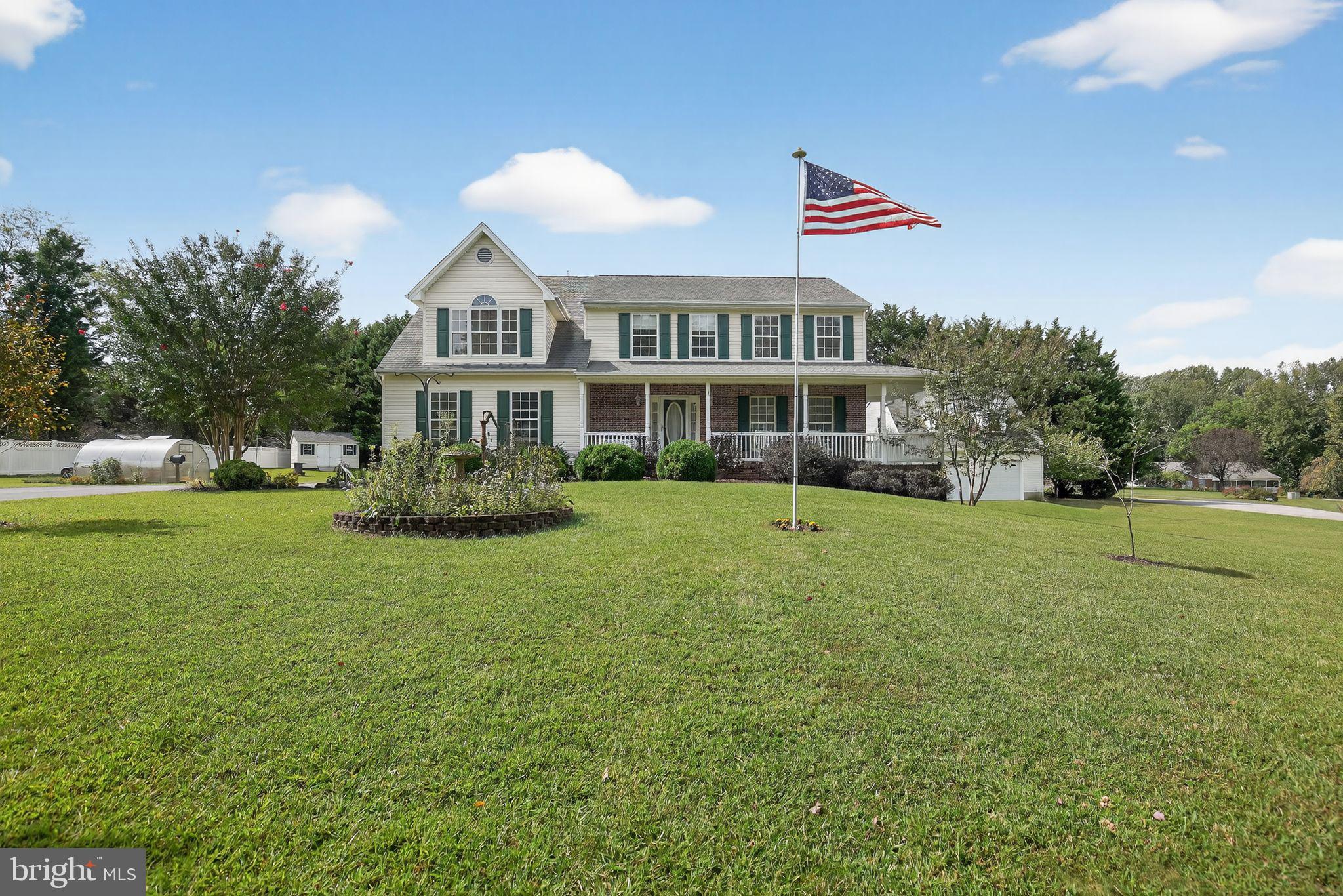 TROTTS POND ESTATES - Residential