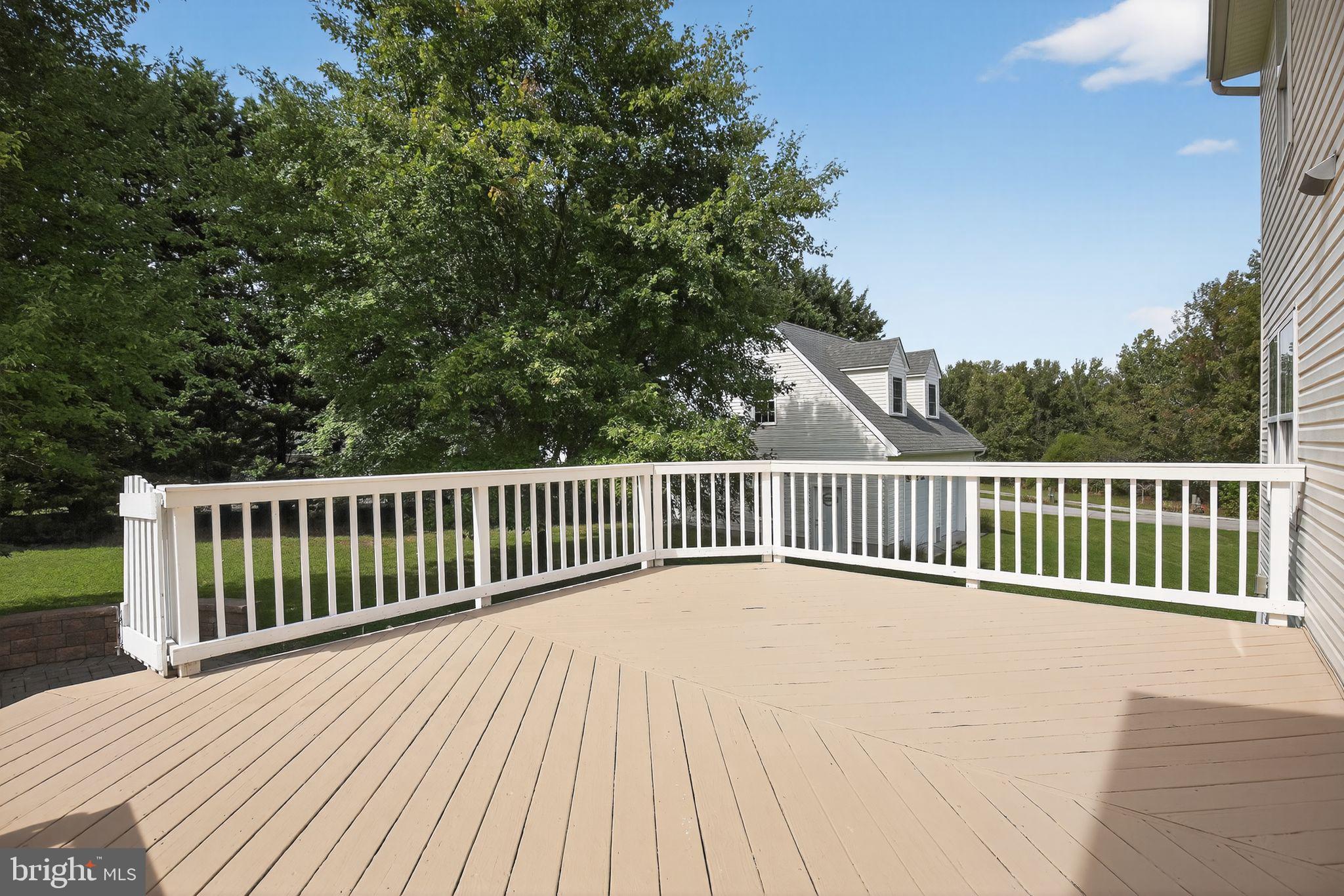 TROTTS POND ESTATES - Residential