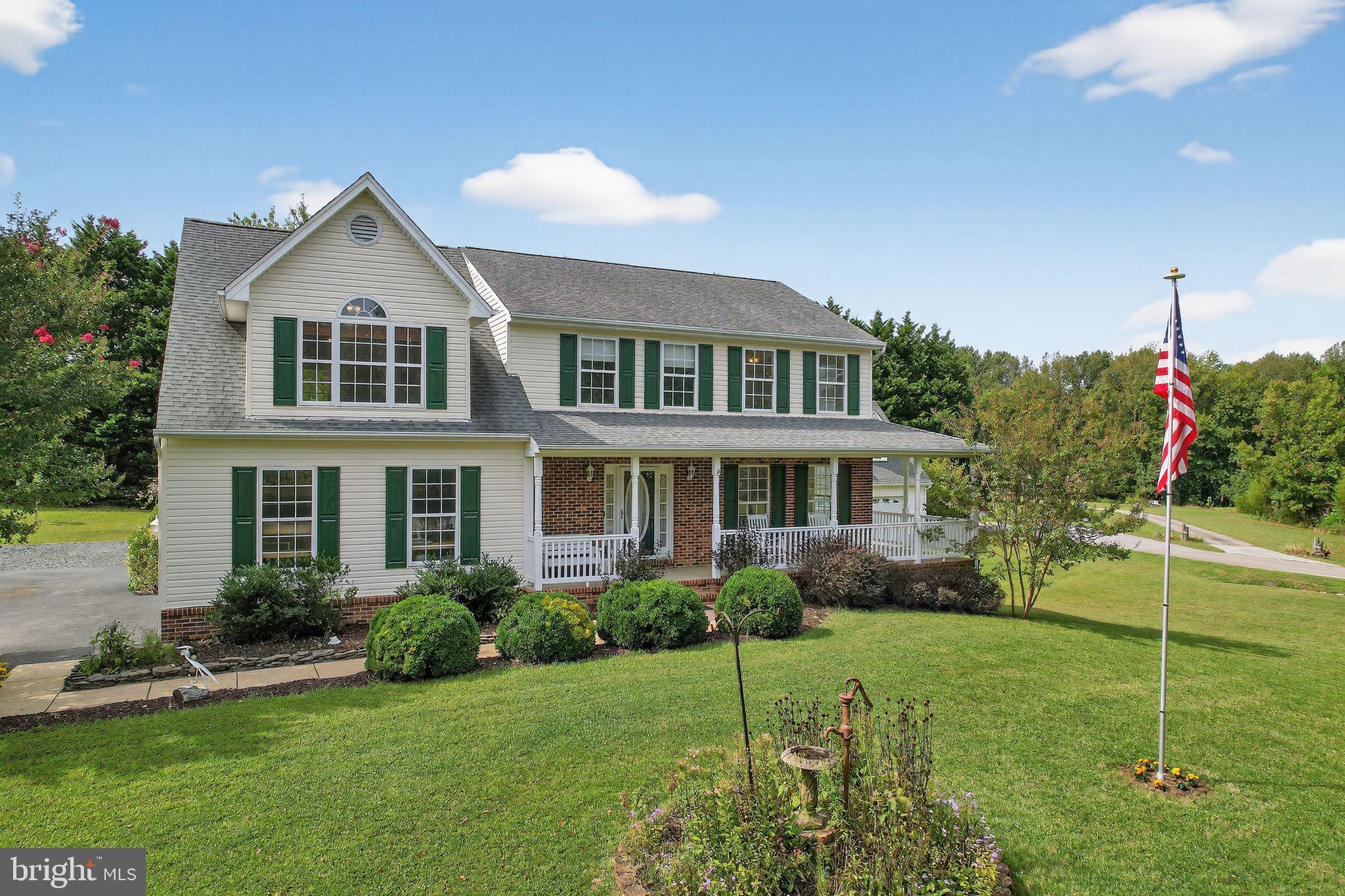 TROTTS POND ESTATES - Residential