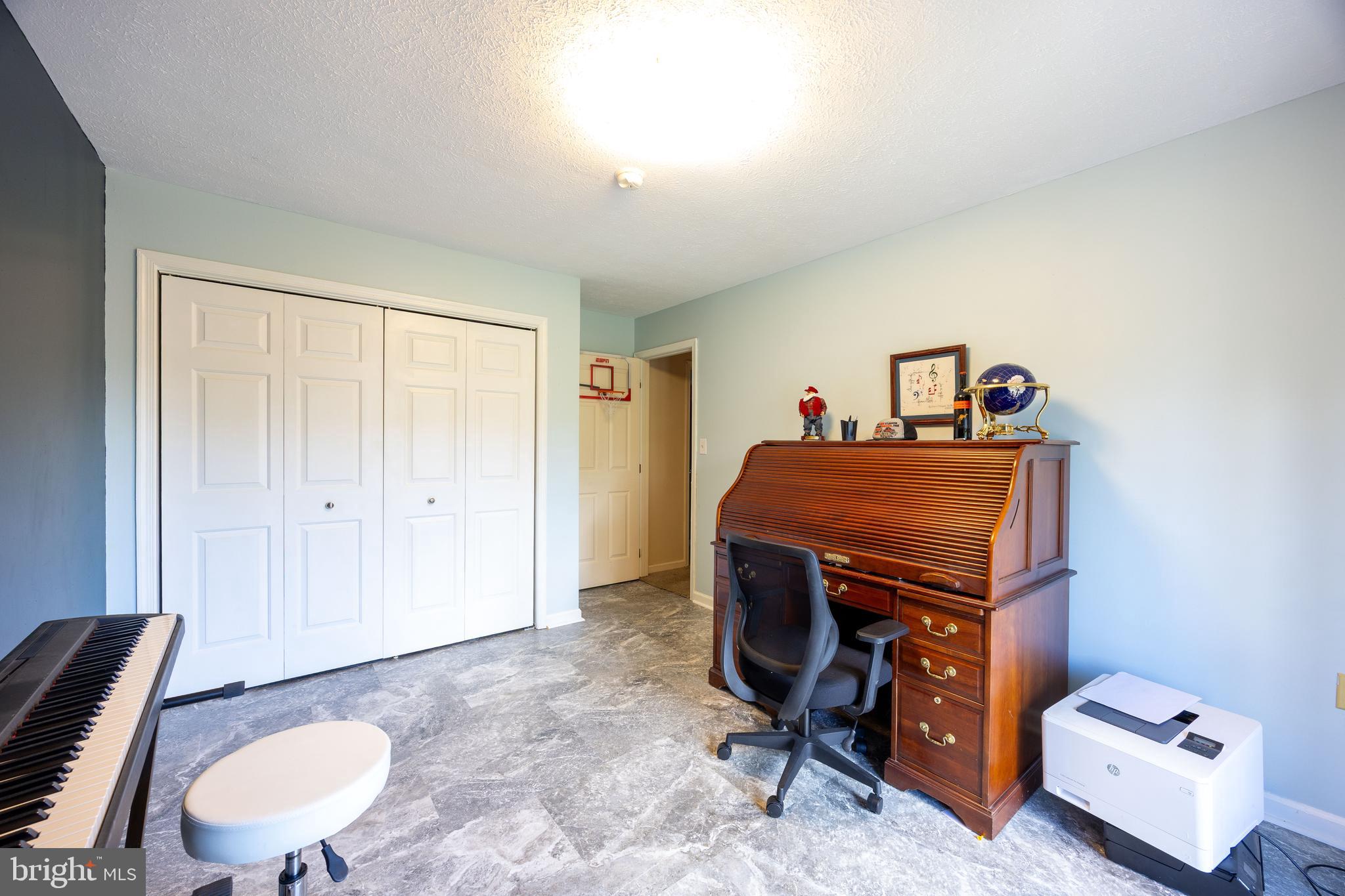 FAIRVIEW ACRES - Residential