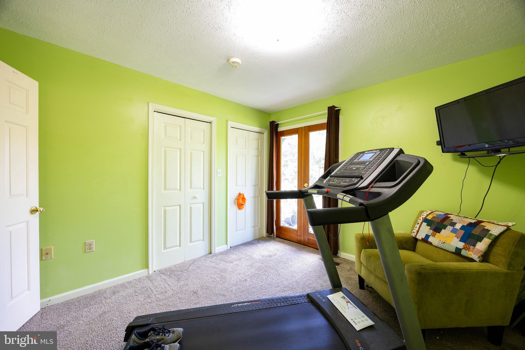 FAIRVIEW ACRES - Residential