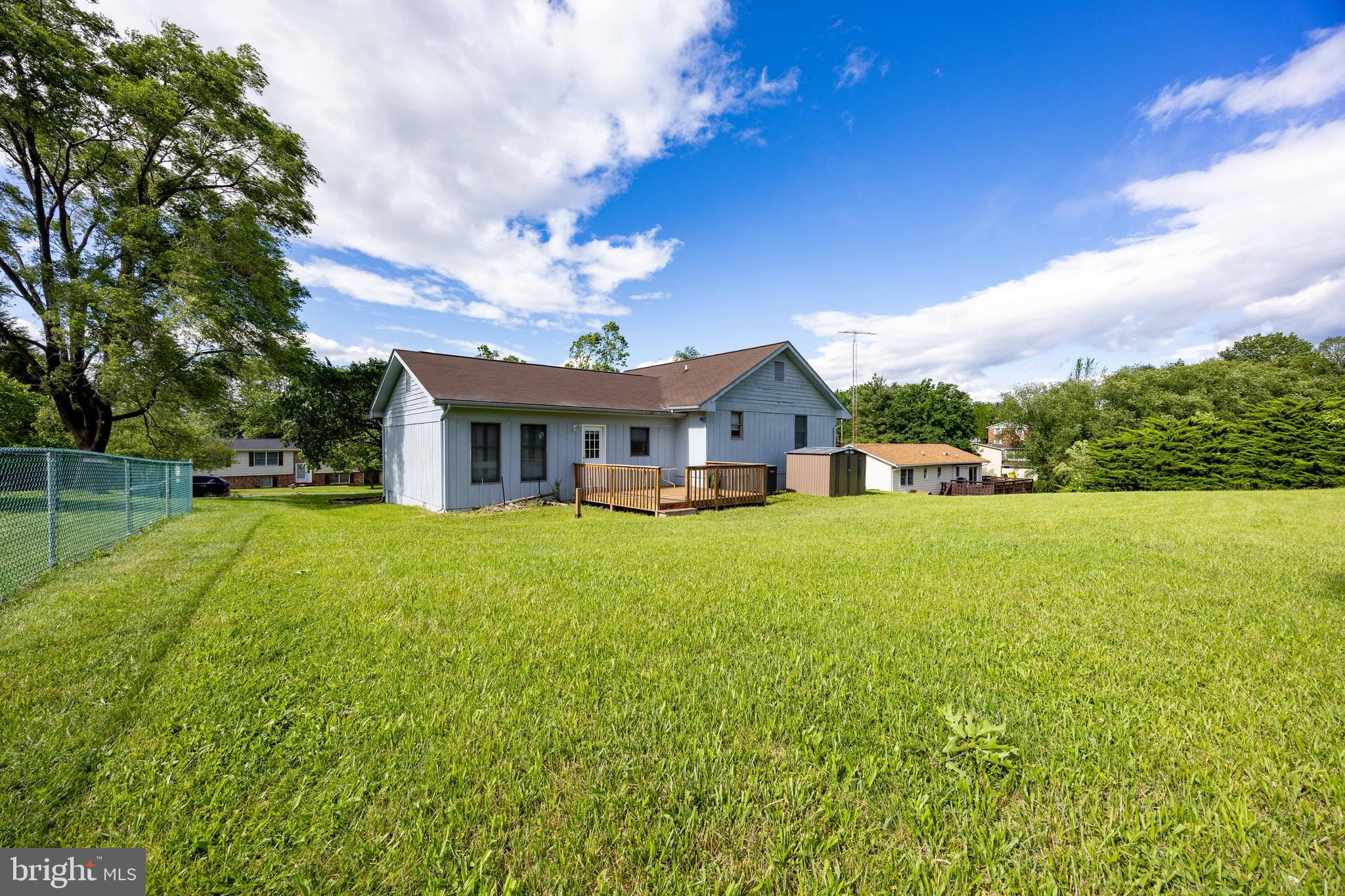 FAIRVIEW ACRES - Residential