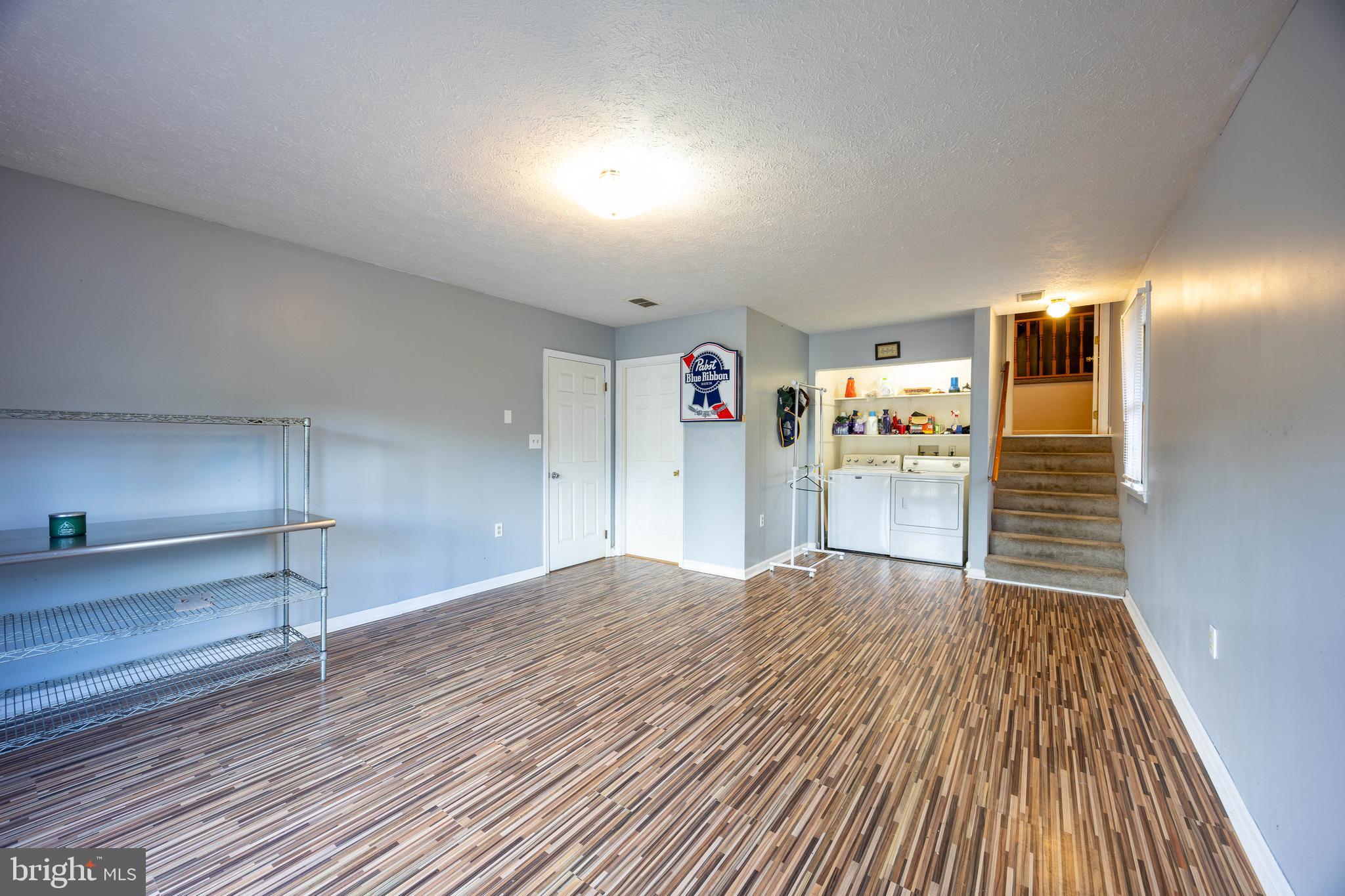 FAIRVIEW ACRES - Residential