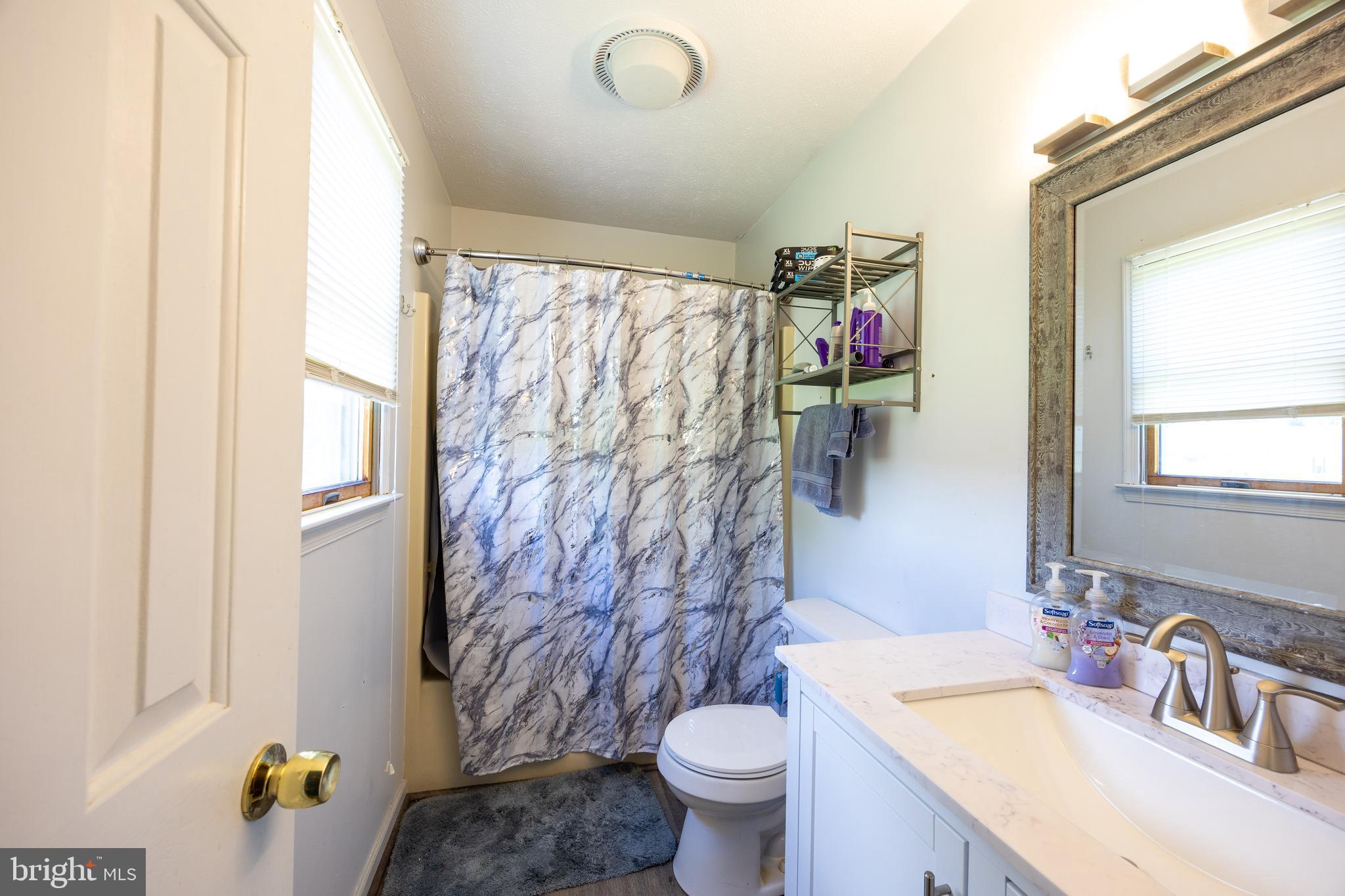 FAIRVIEW ACRES - Residential