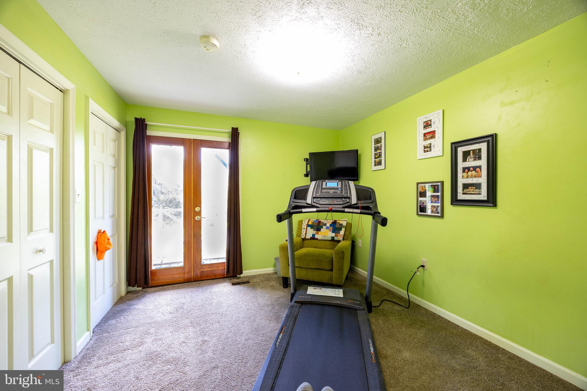 FAIRVIEW ACRES - Residential