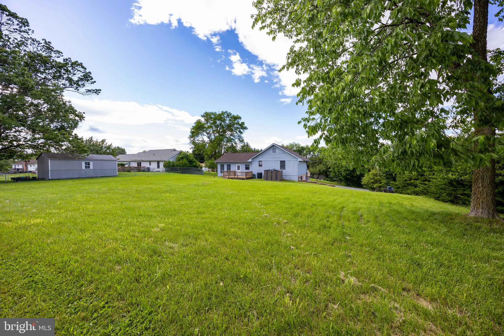 FAIRVIEW ACRES - Residential