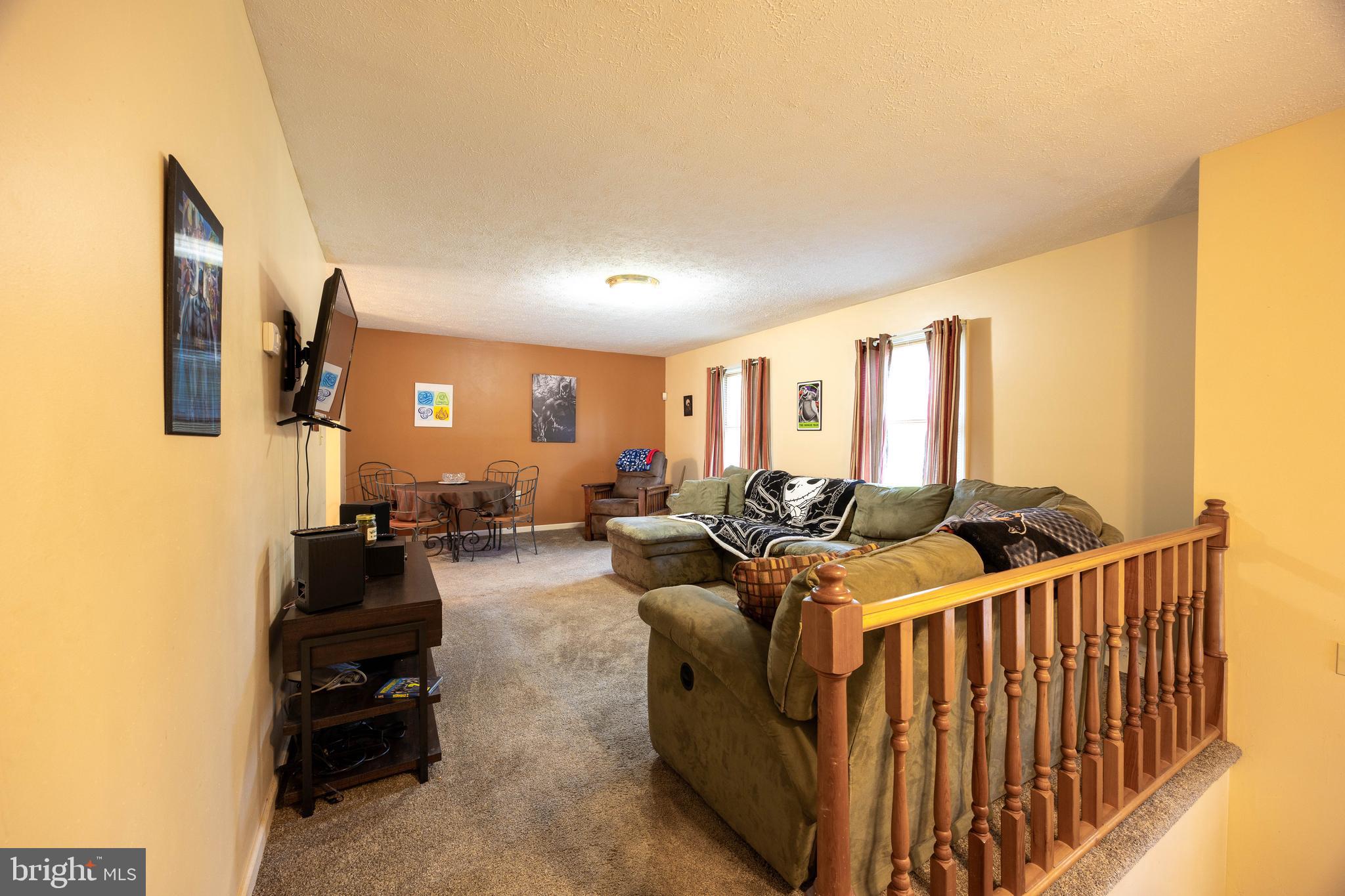 FAIRVIEW ACRES - Residential