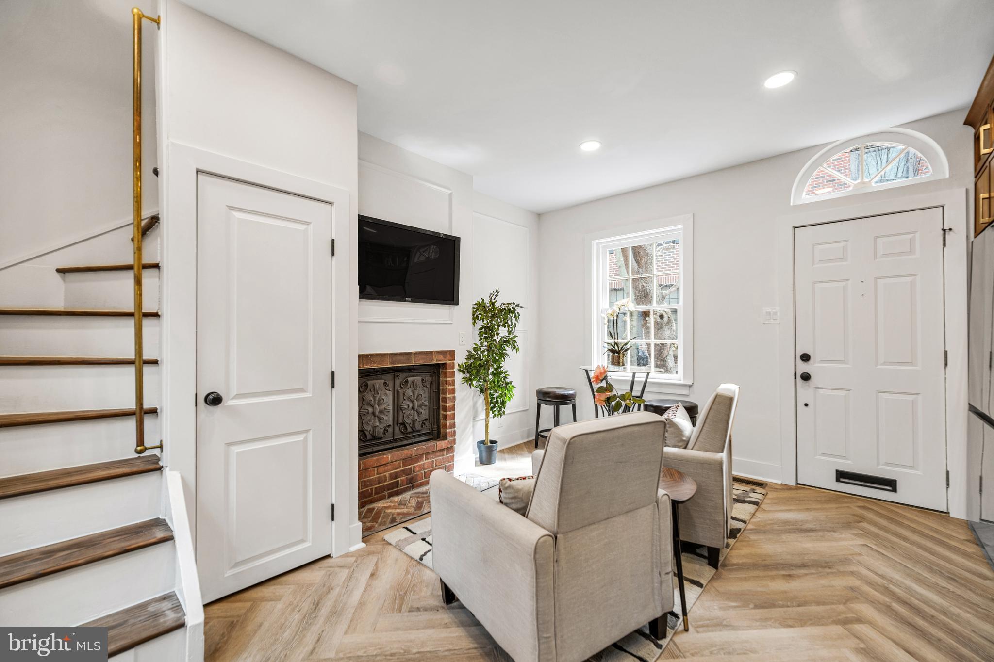 RITTENHOUSE SQUARE - Residential