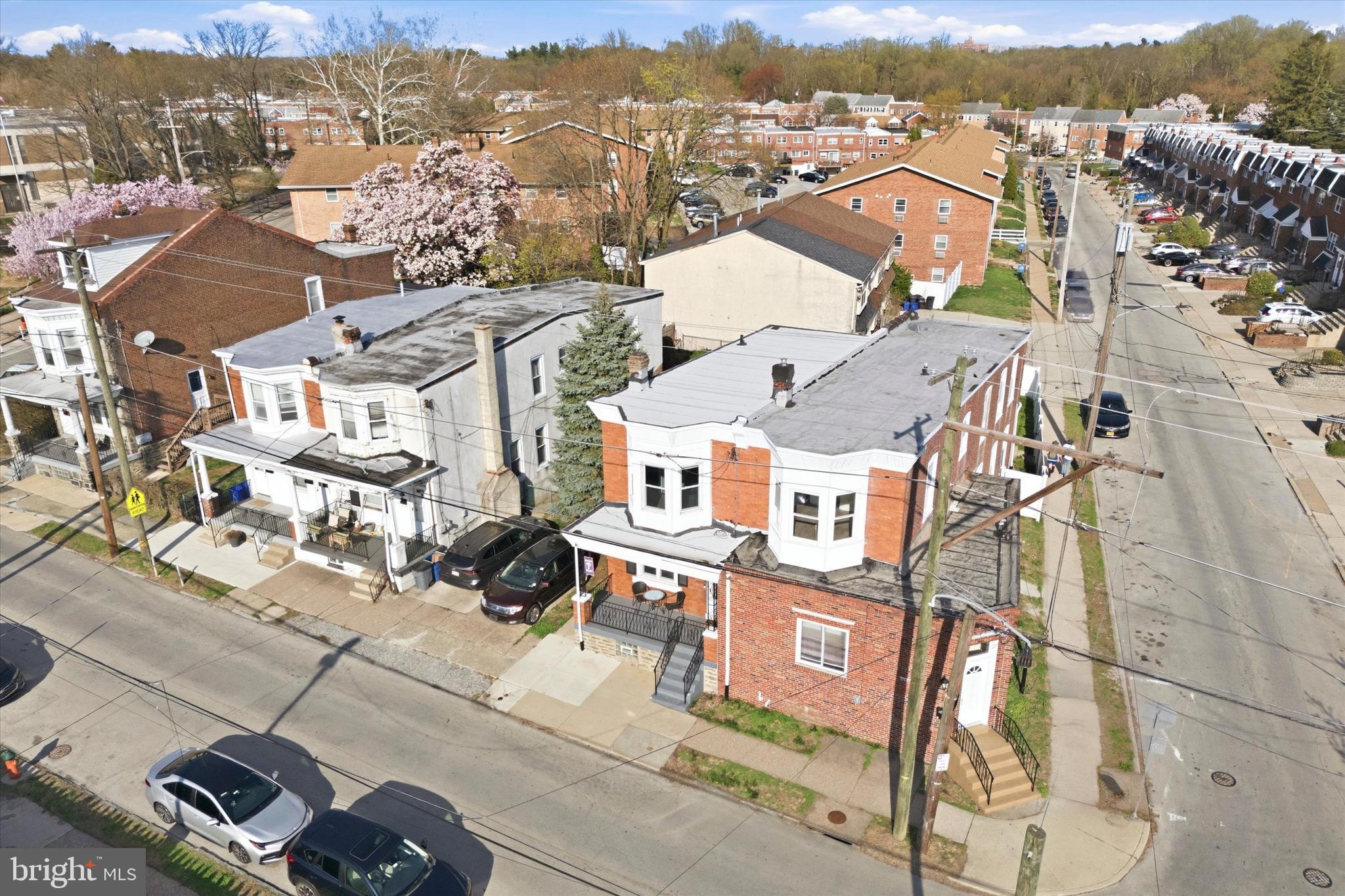 ROXBOROUGH - Residential