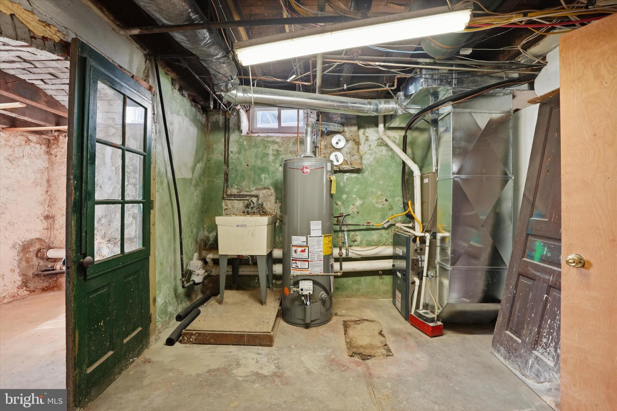 ROXBOROUGH - Residential