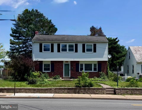 Homes For Sale - 139 N Main Street<br/> Montgomery County, HATFIELD, PA 19440