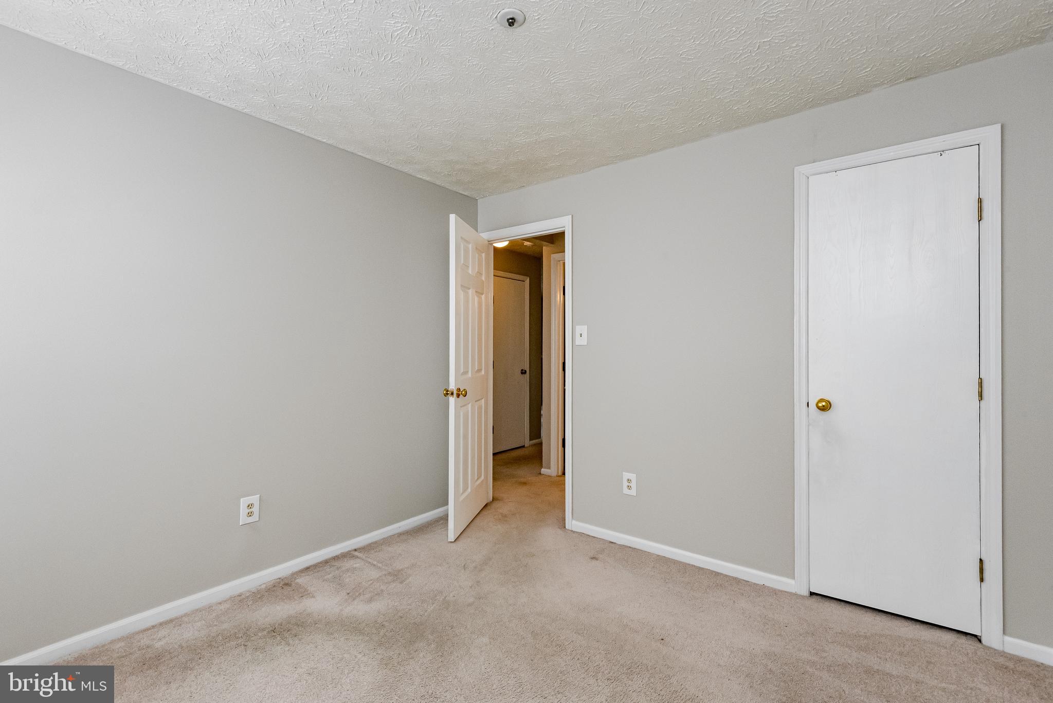 ROCKBURN COMMONS III - Residential