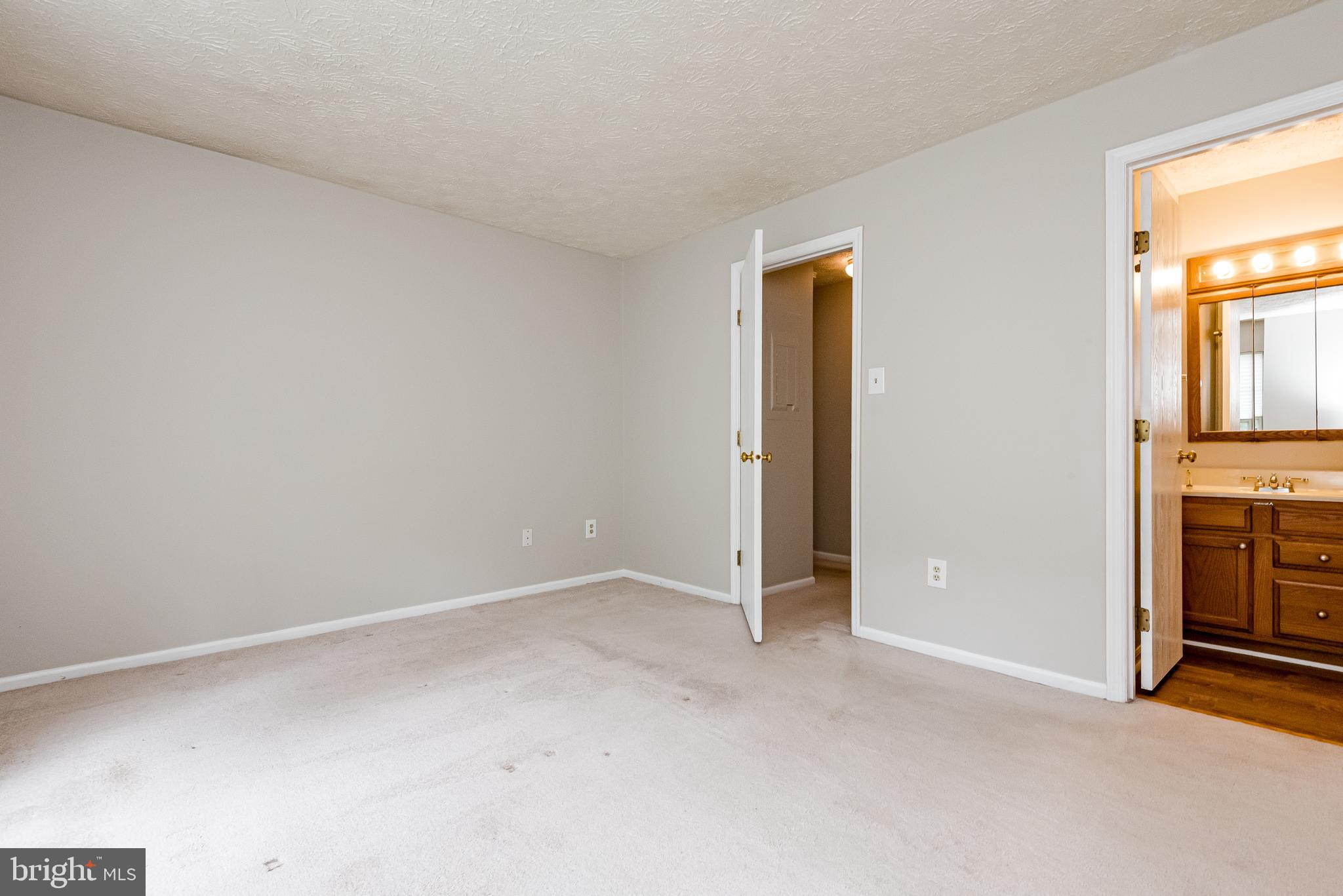 ROCKBURN COMMONS III - Residential