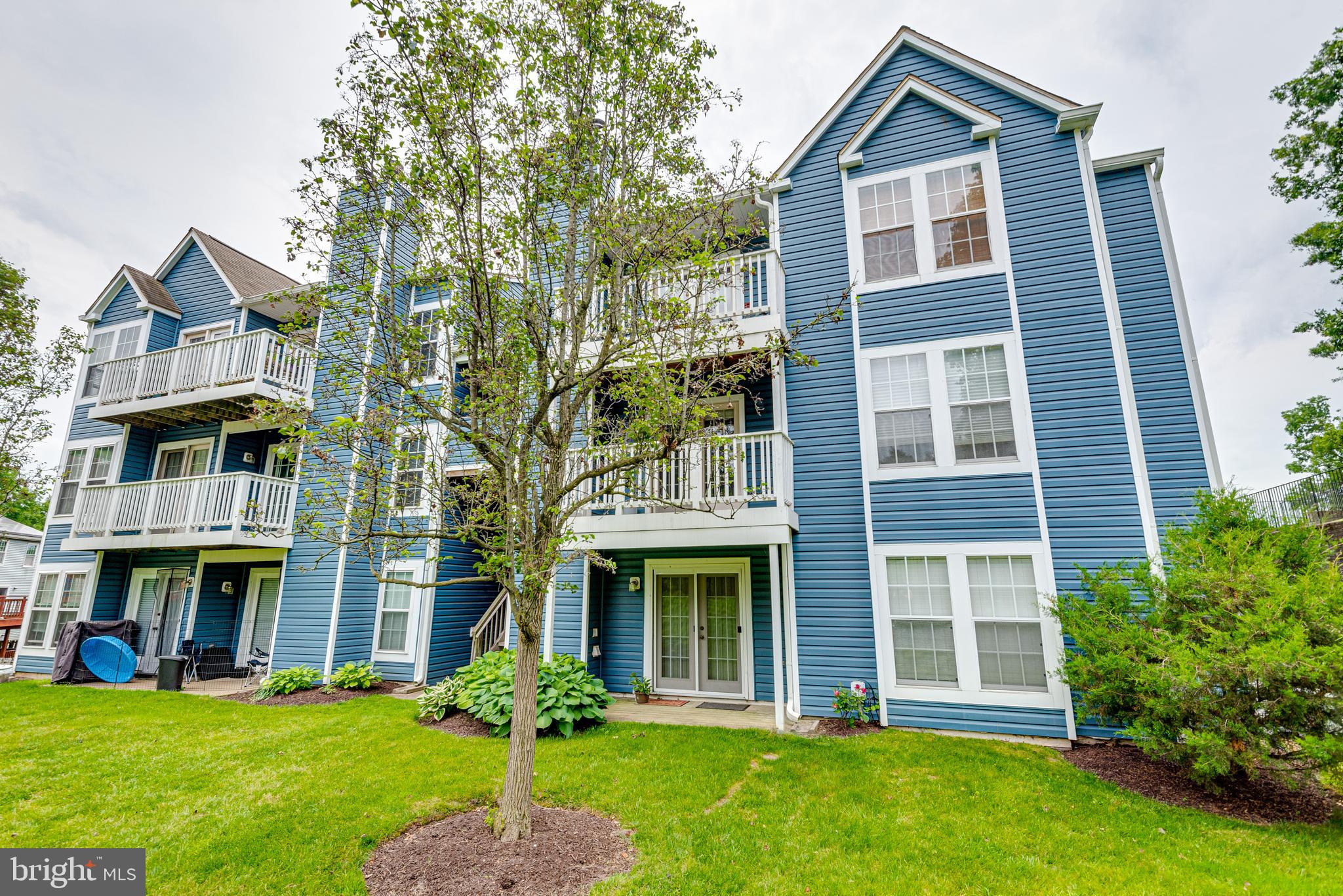 ROCKBURN COMMONS III - Residential