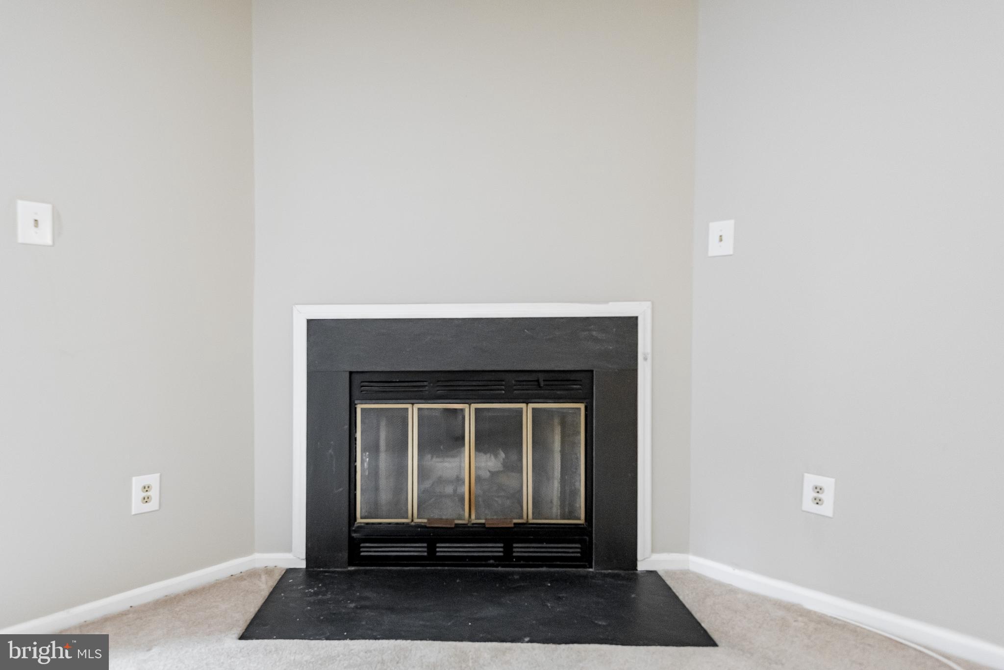 ROCKBURN COMMONS III - Residential