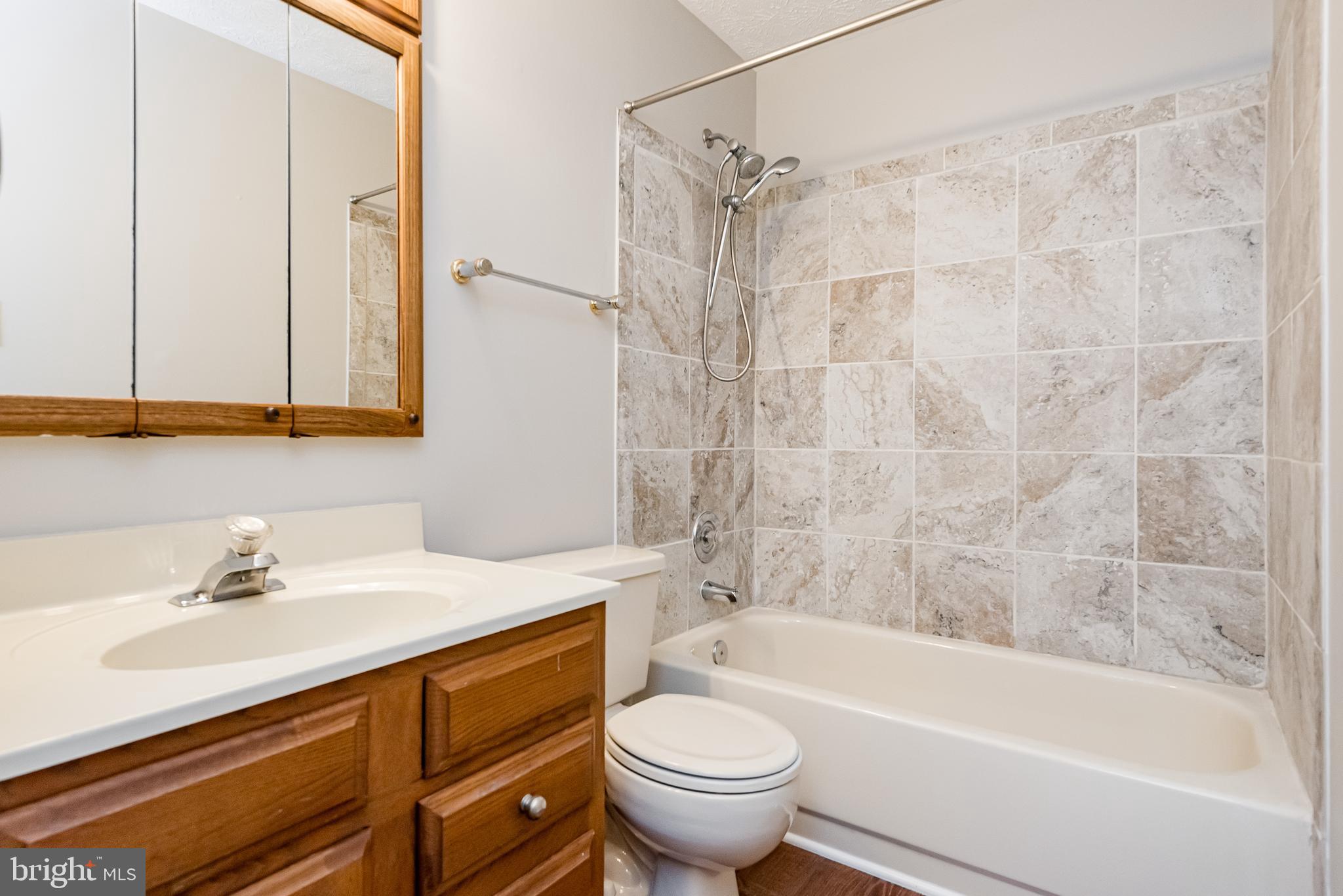 ROCKBURN COMMONS III - Residential