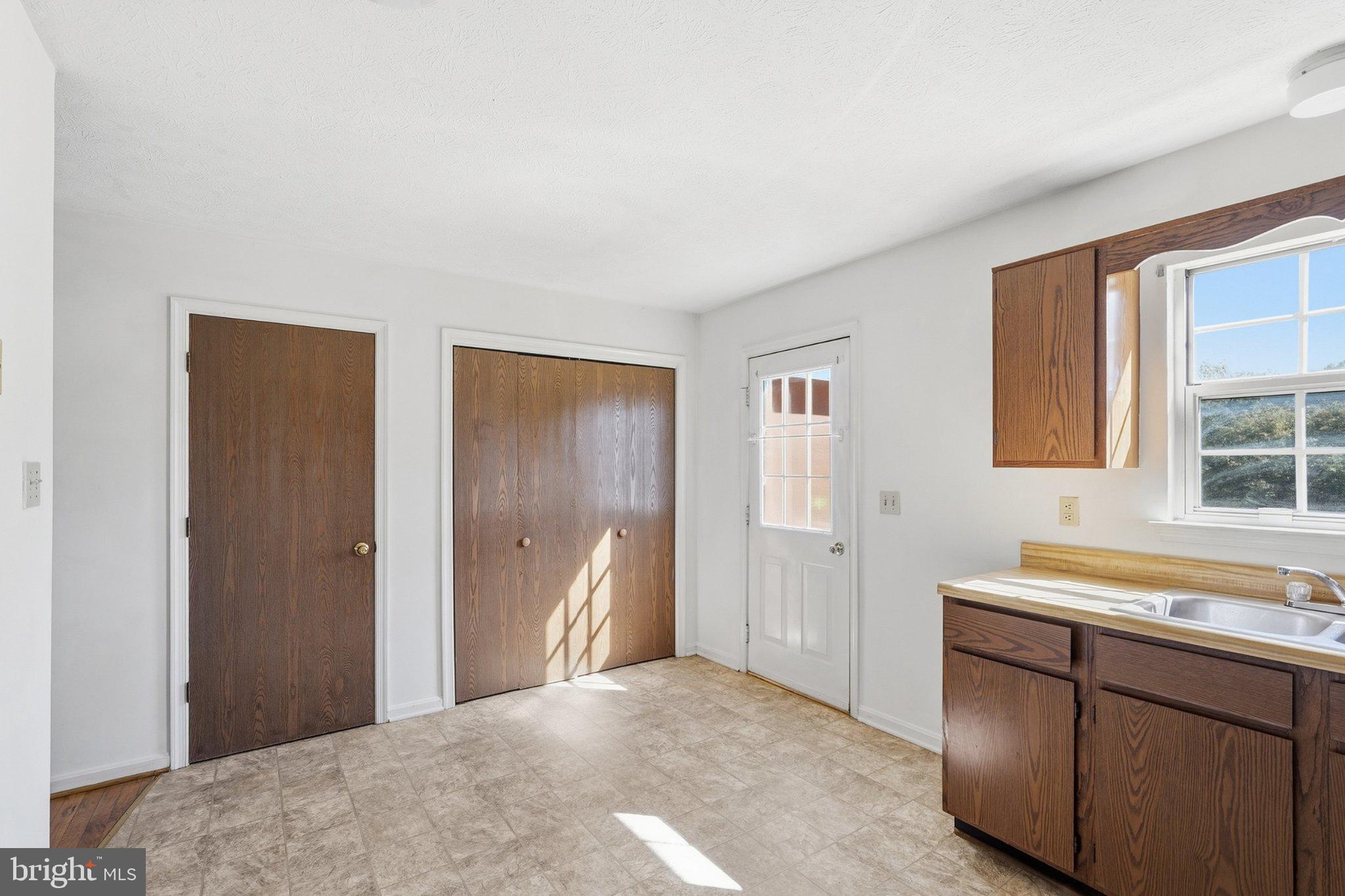 107 LITTLE RIVER DRIVE