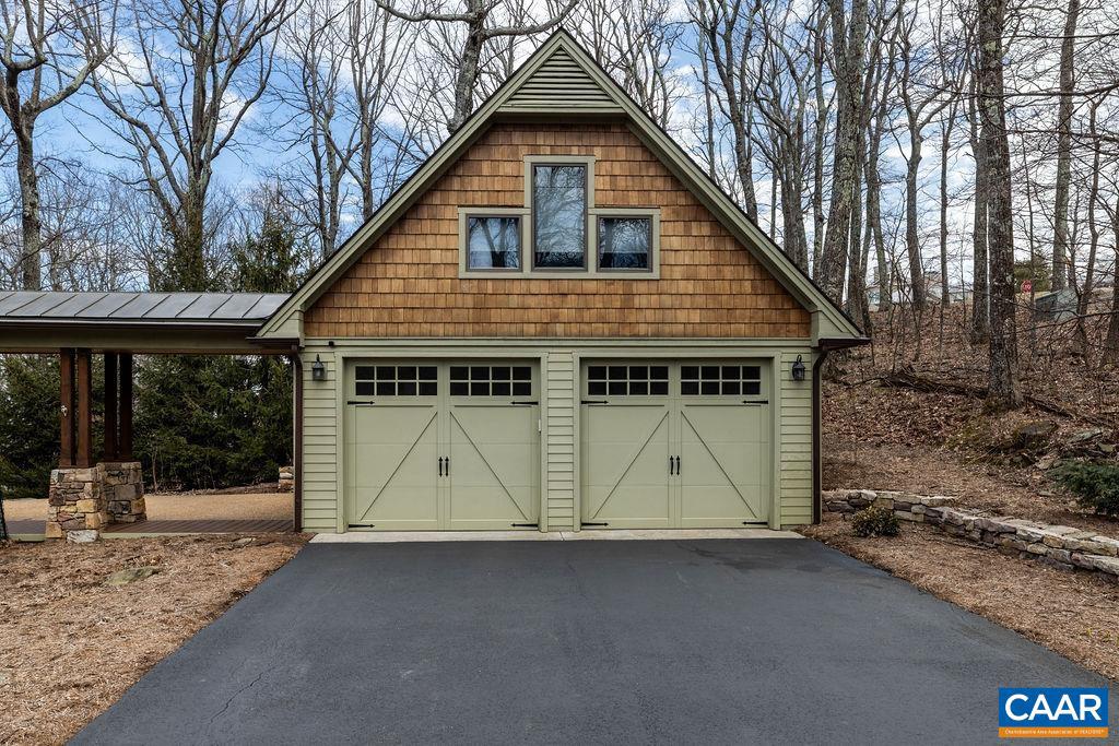 WINTERGREEN RESORT - Residential