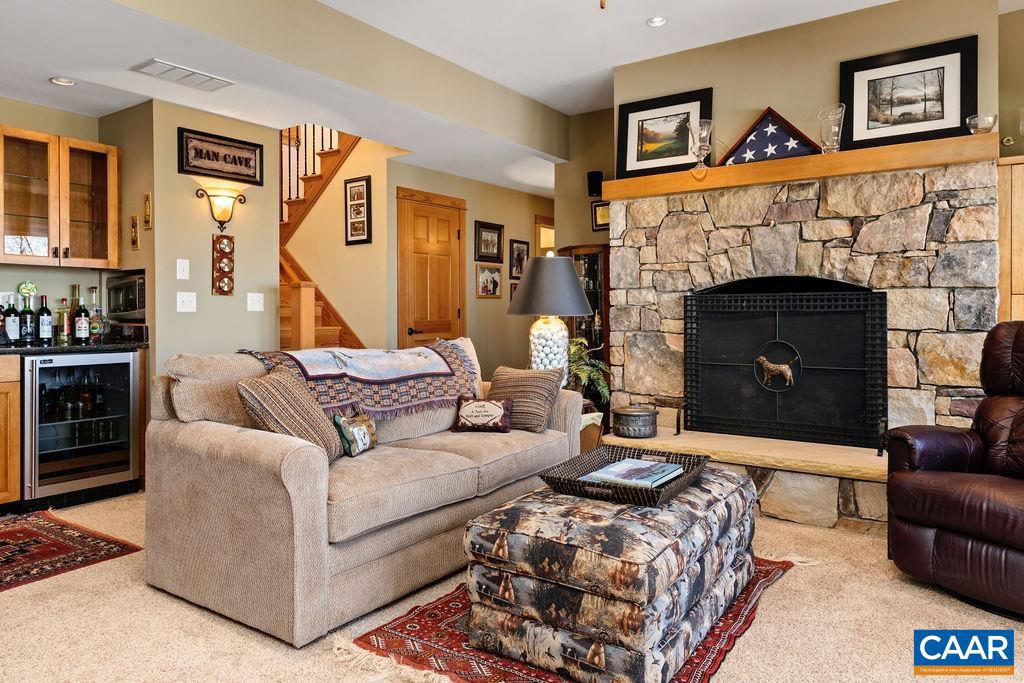 WINTERGREEN RESORT - Residential