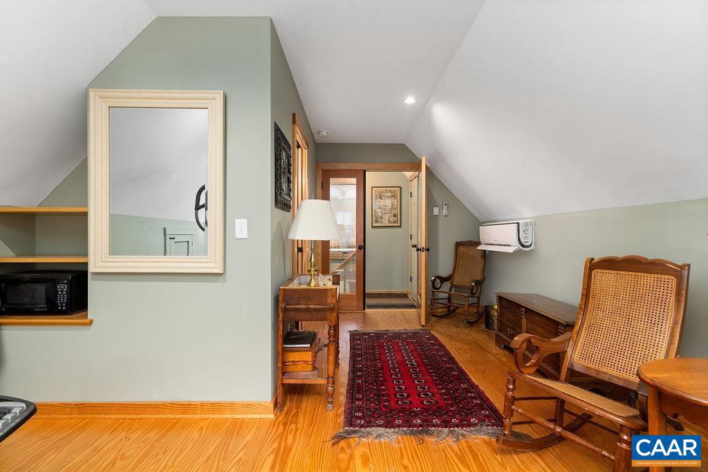 WINTERGREEN RESORT - Residential