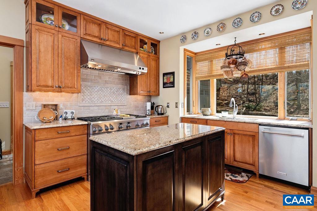 WINTERGREEN RESORT - Residential