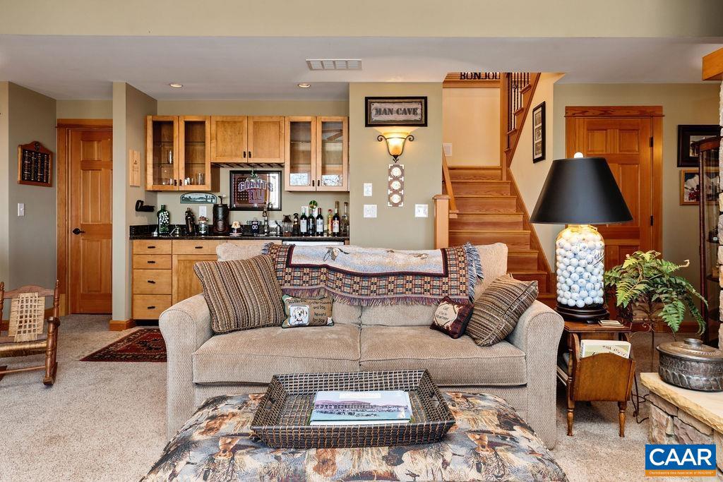 WINTERGREEN RESORT - Residential