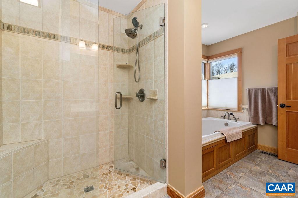 WINTERGREEN RESORT - Residential