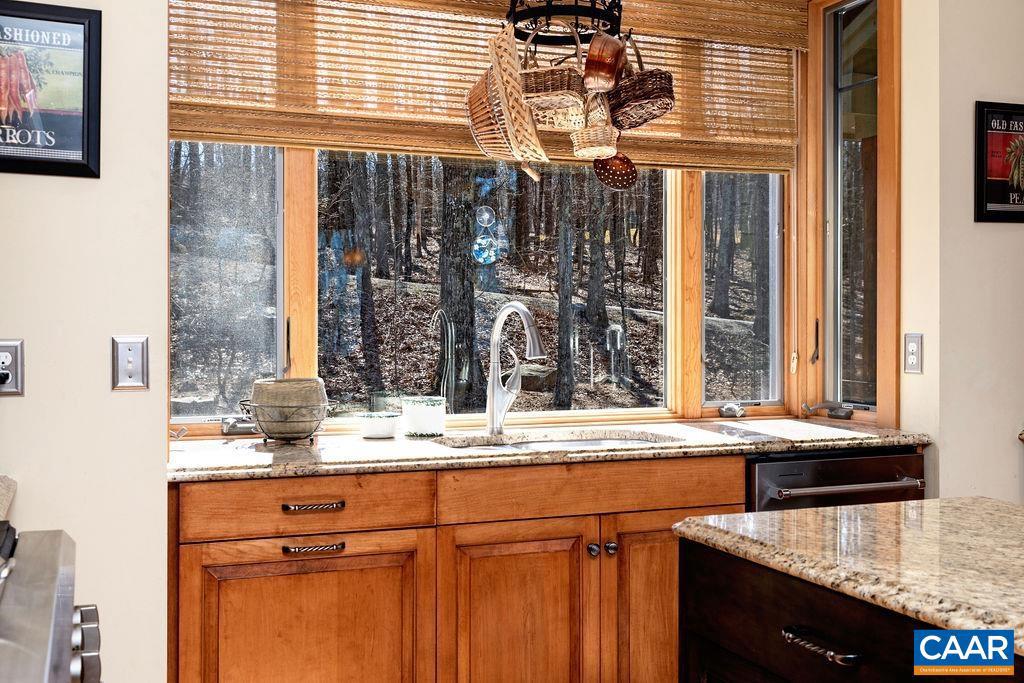 WINTERGREEN RESORT - Residential