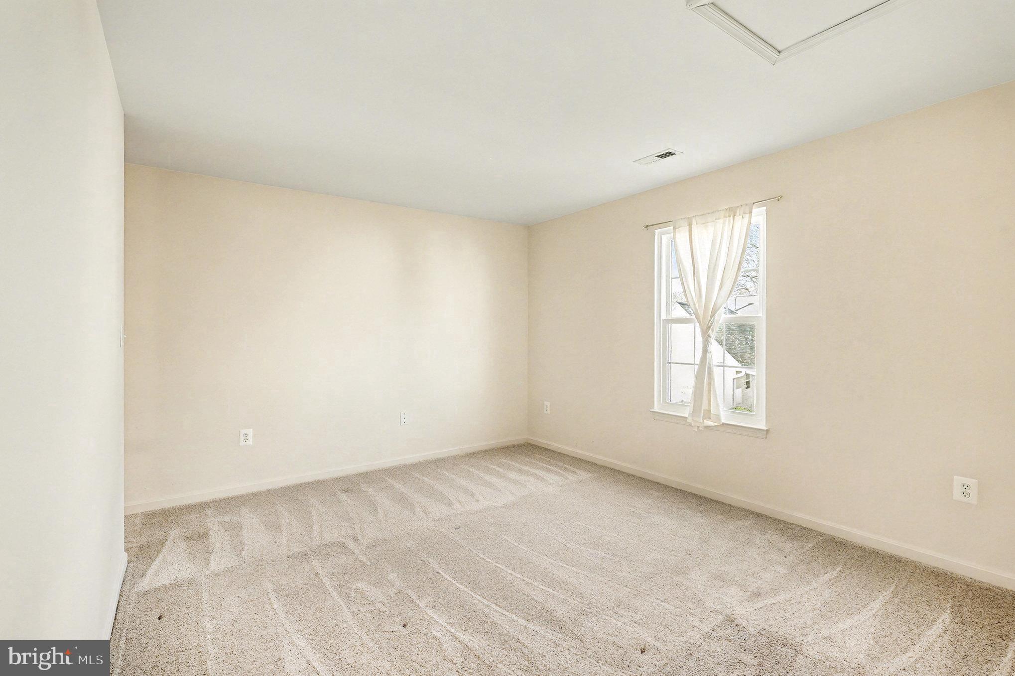 SUMMERLAKE - Residential