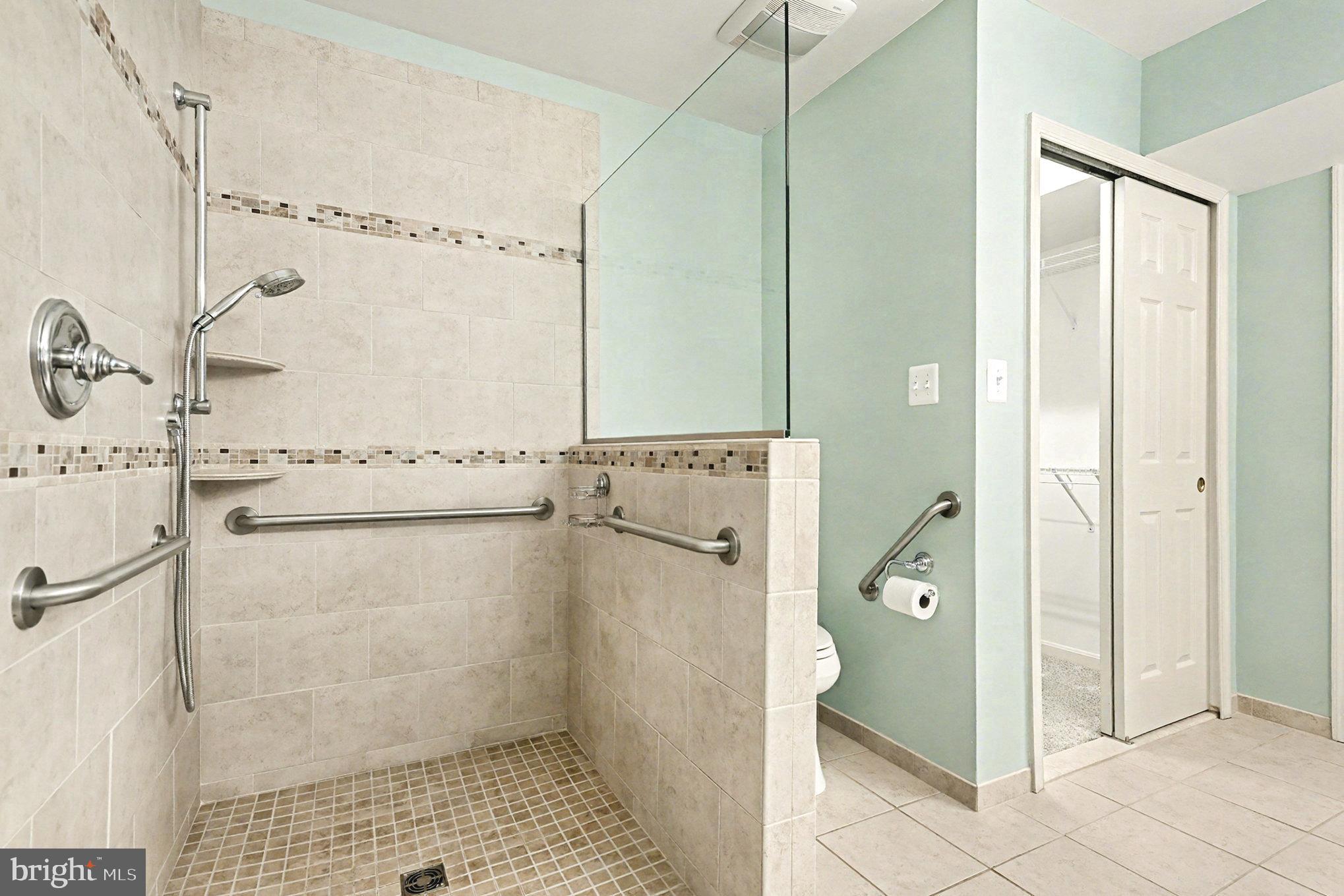 SUMMERLAKE - Residential