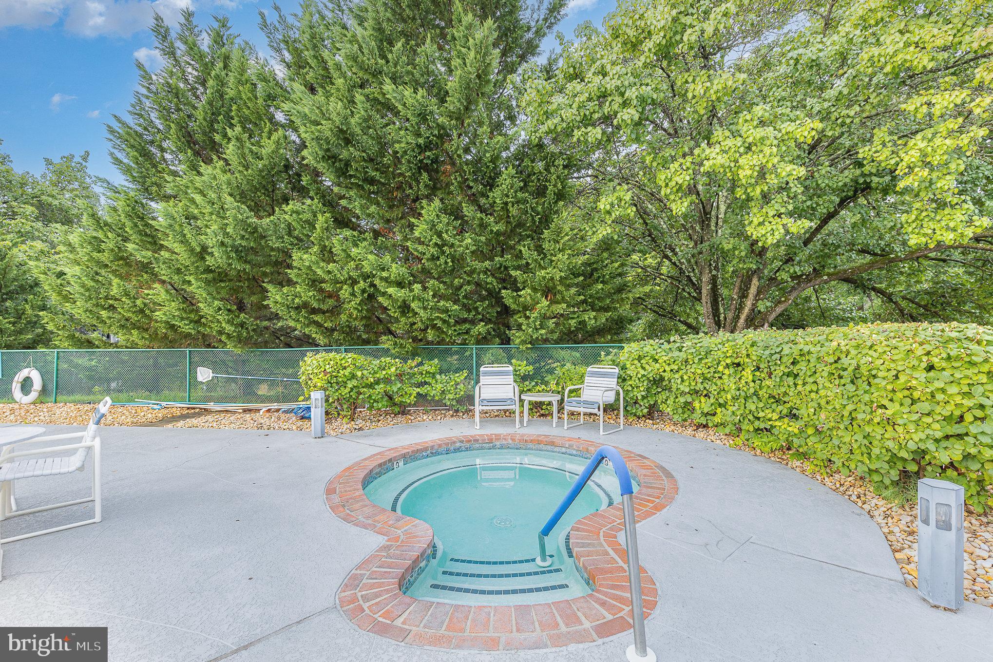 SUMMERLAKE - Residential