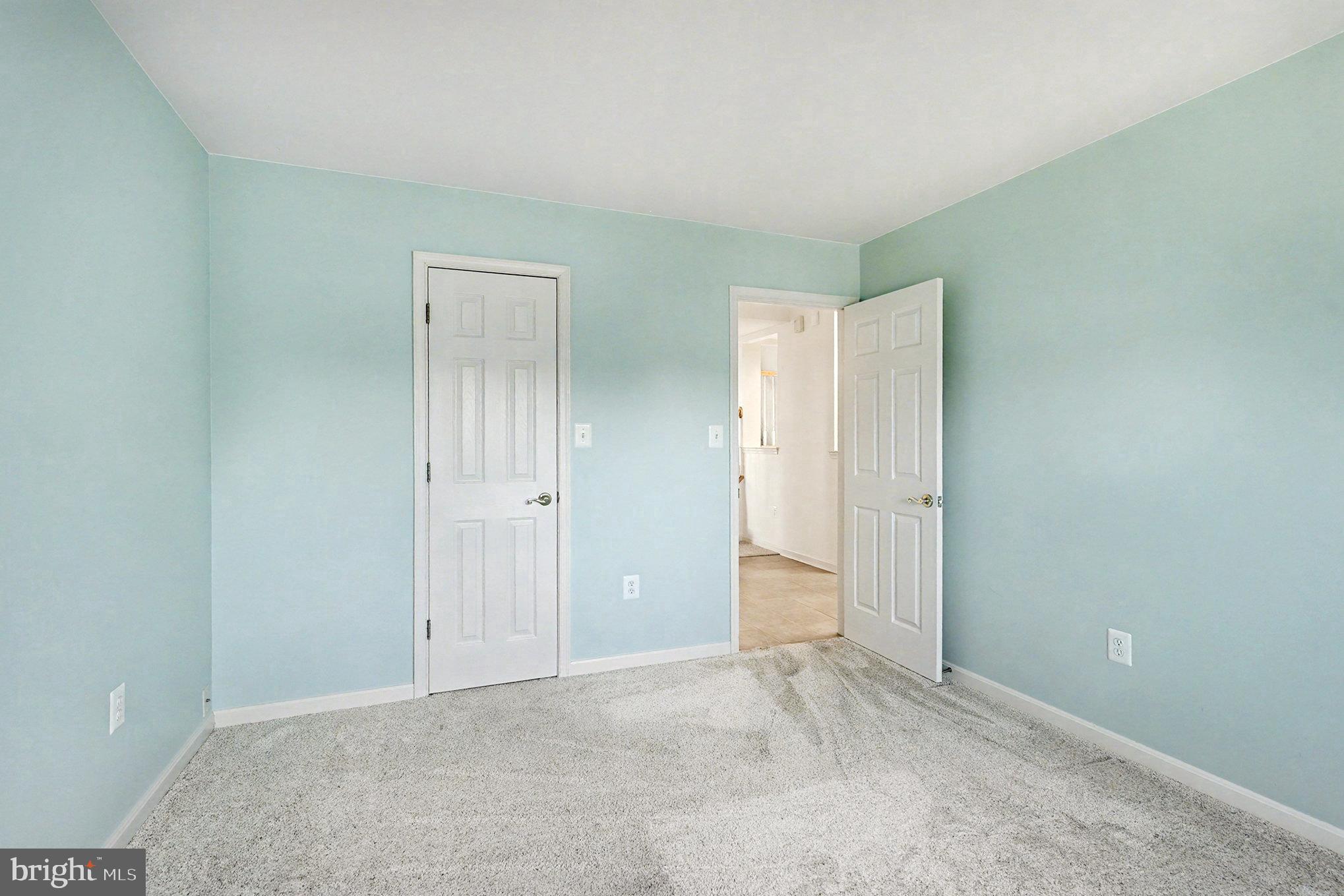 SUMMERLAKE - Residential