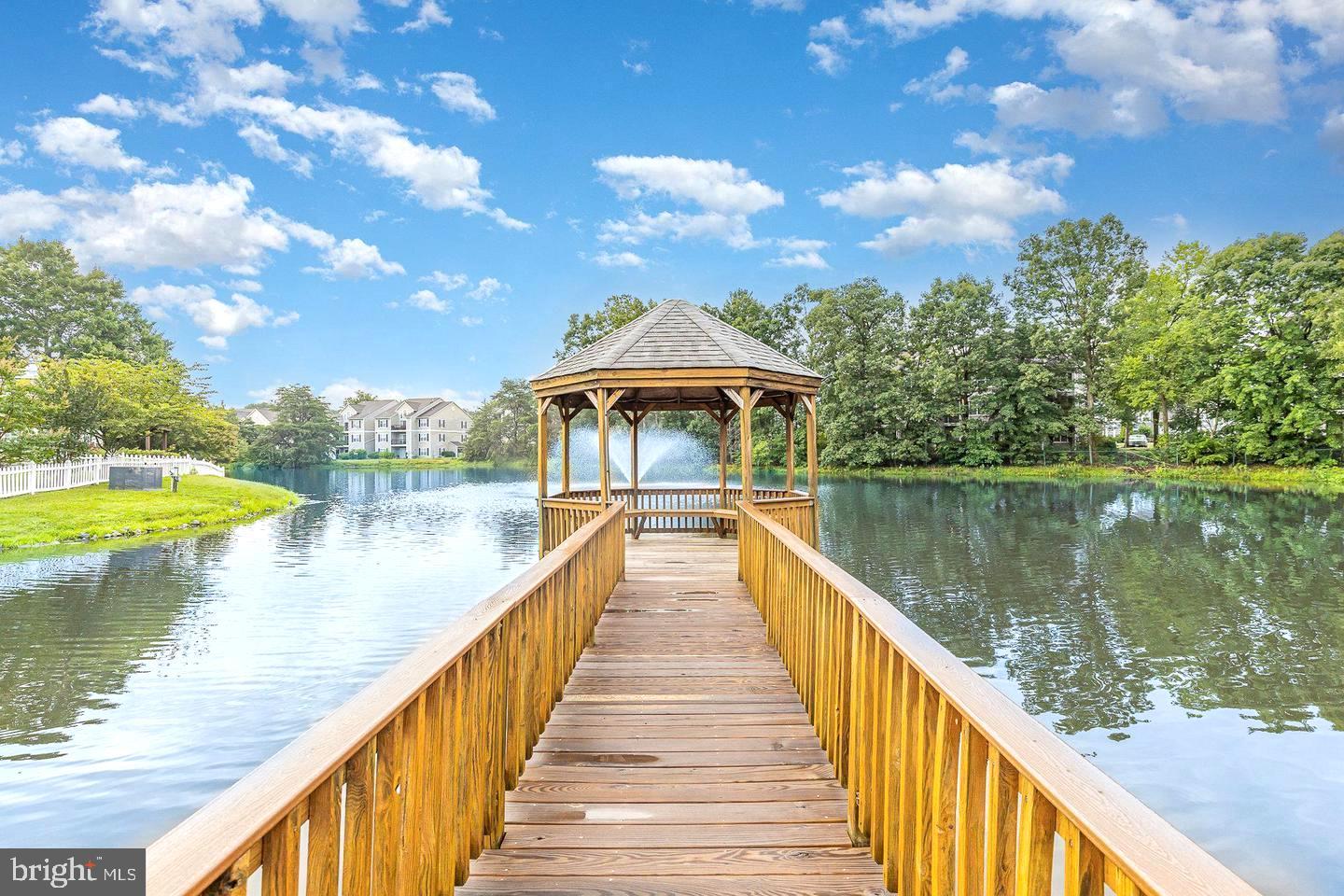 SUMMERLAKE - Residential