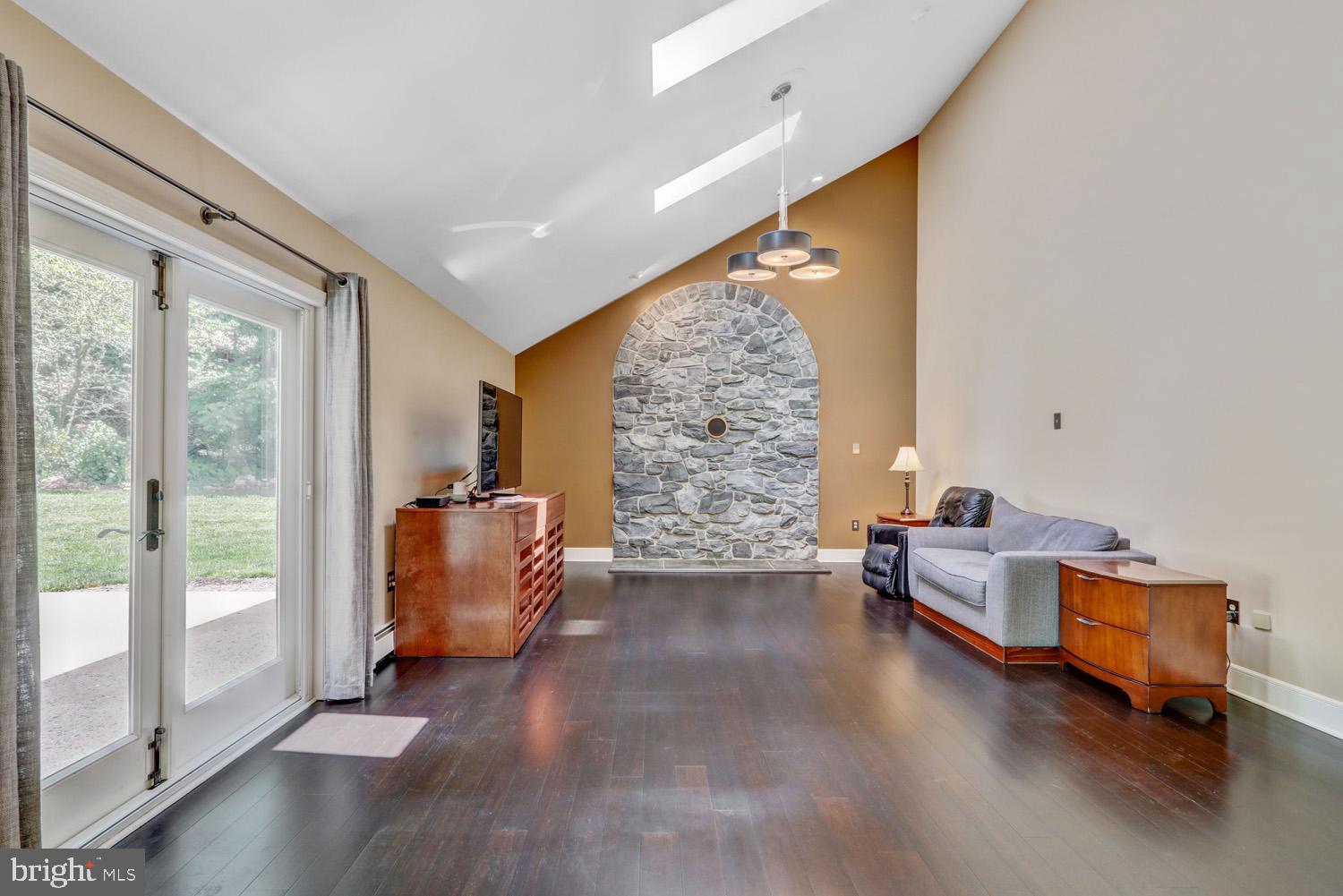 SALISBURY TWP - Residential