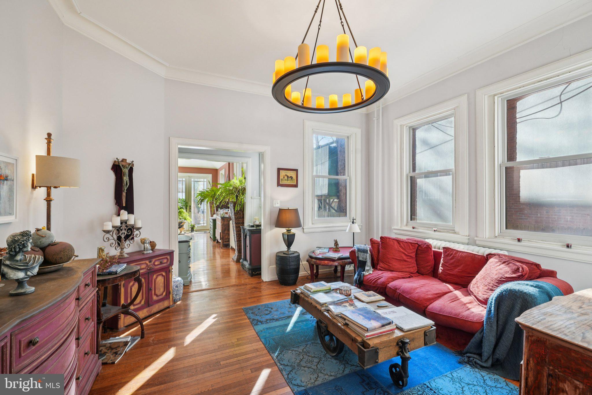 UNIVERSITY CITY - Residential