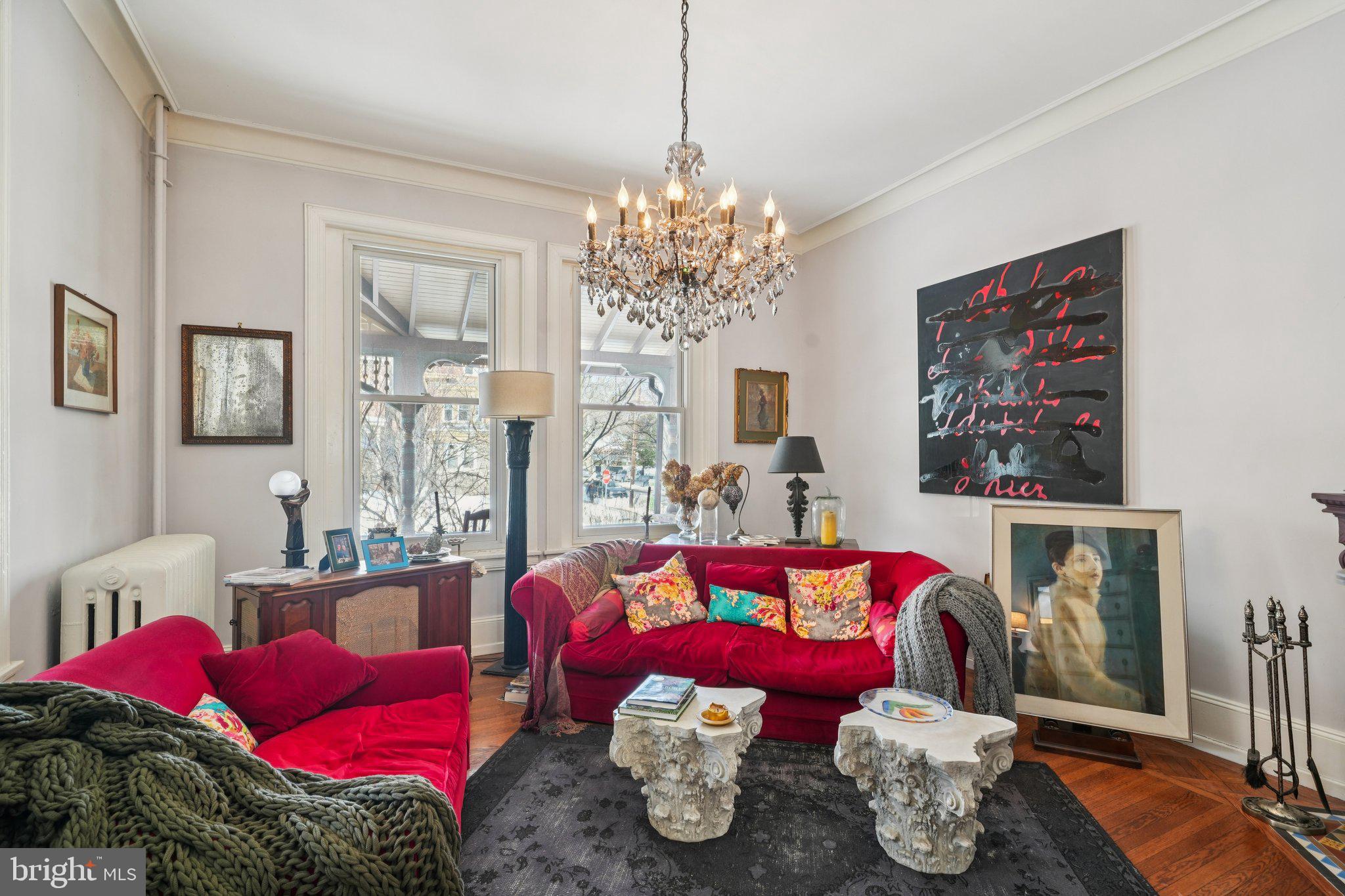 UNIVERSITY CITY - Residential