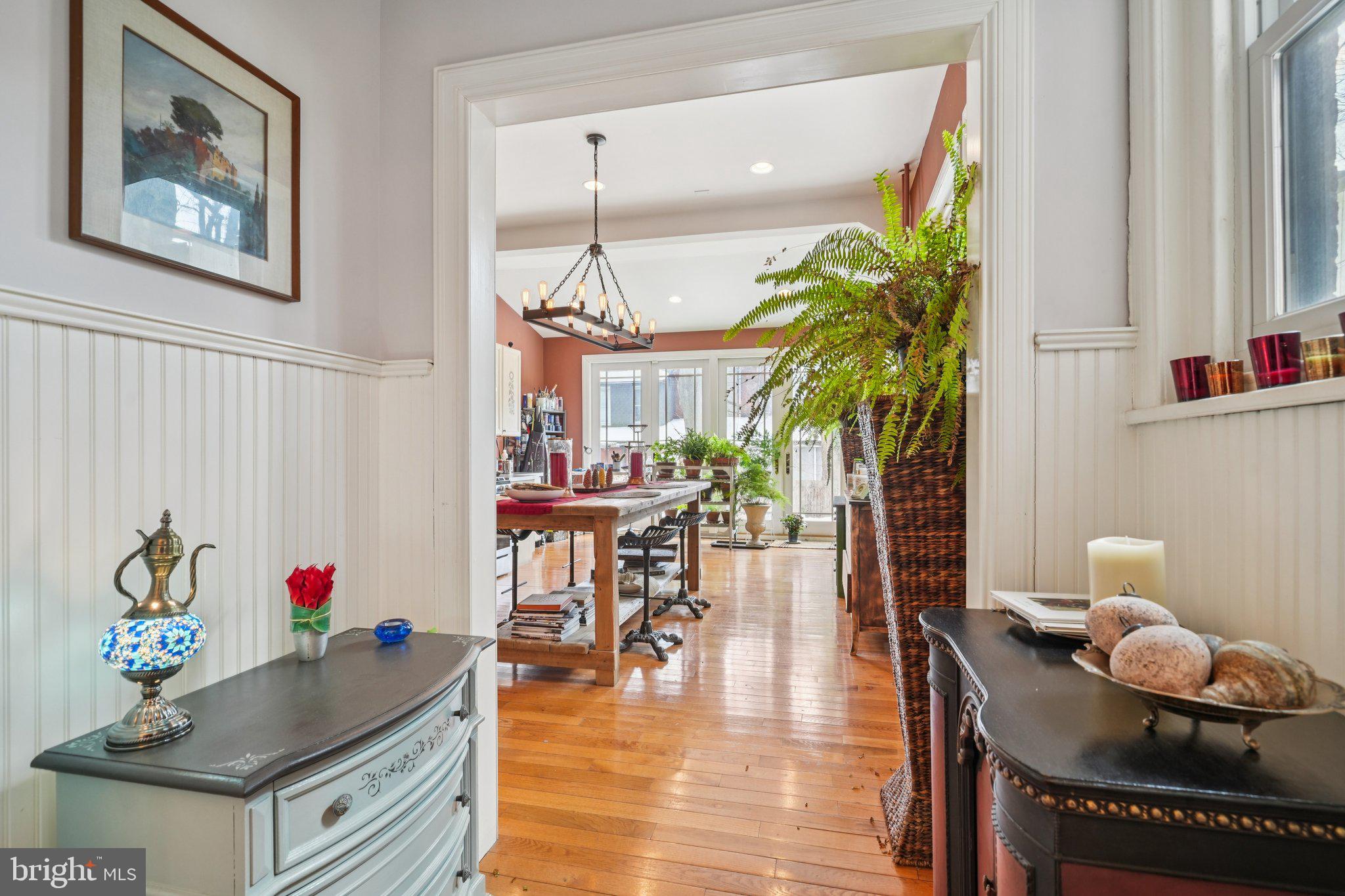 UNIVERSITY CITY - Residential