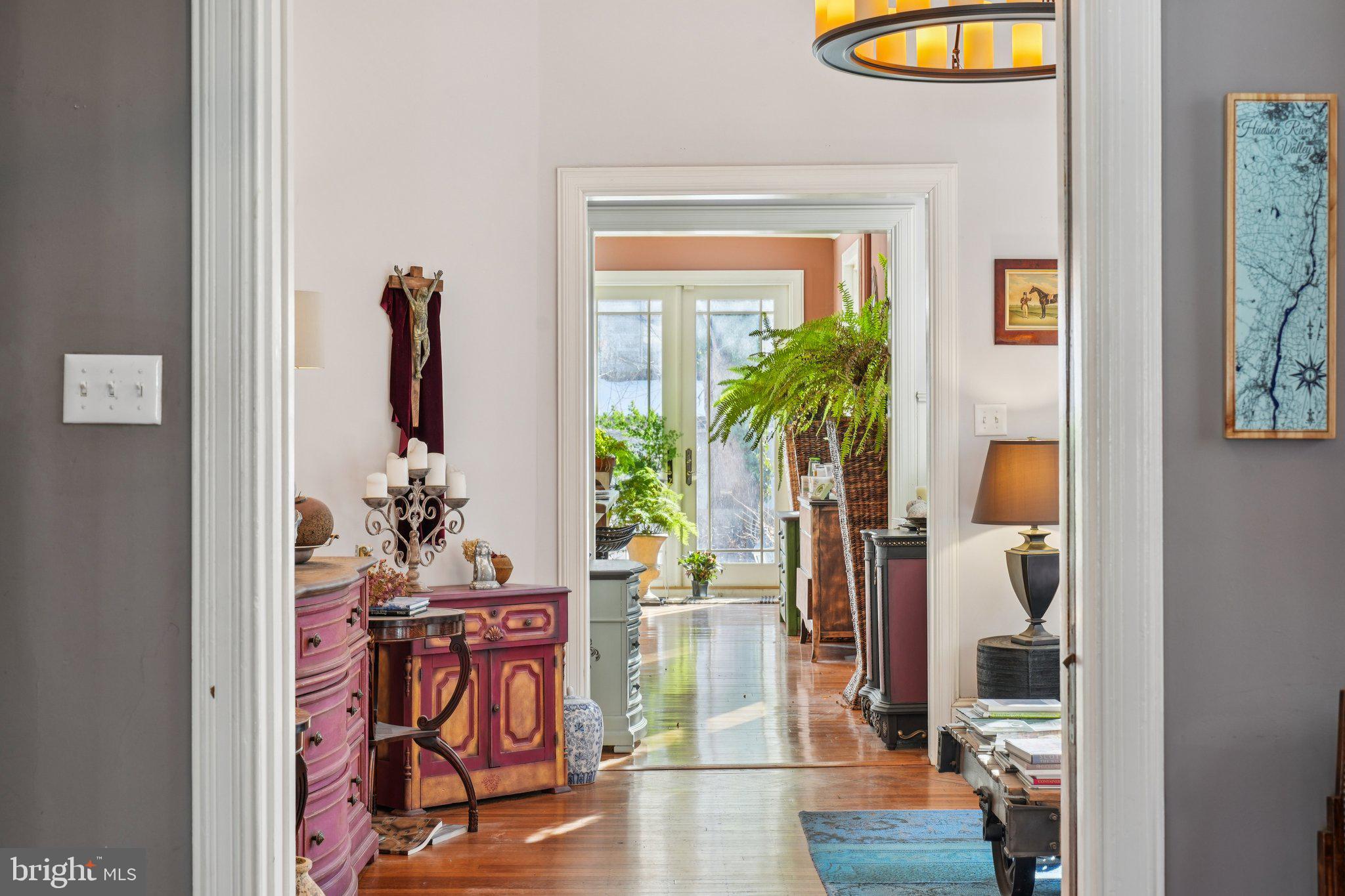 UNIVERSITY CITY - Residential