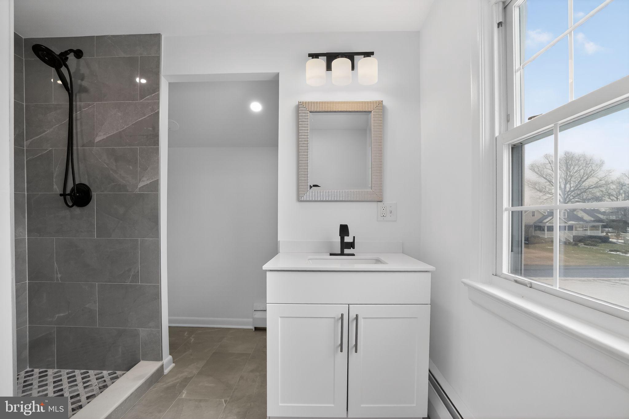 ARONIMINK - Residential