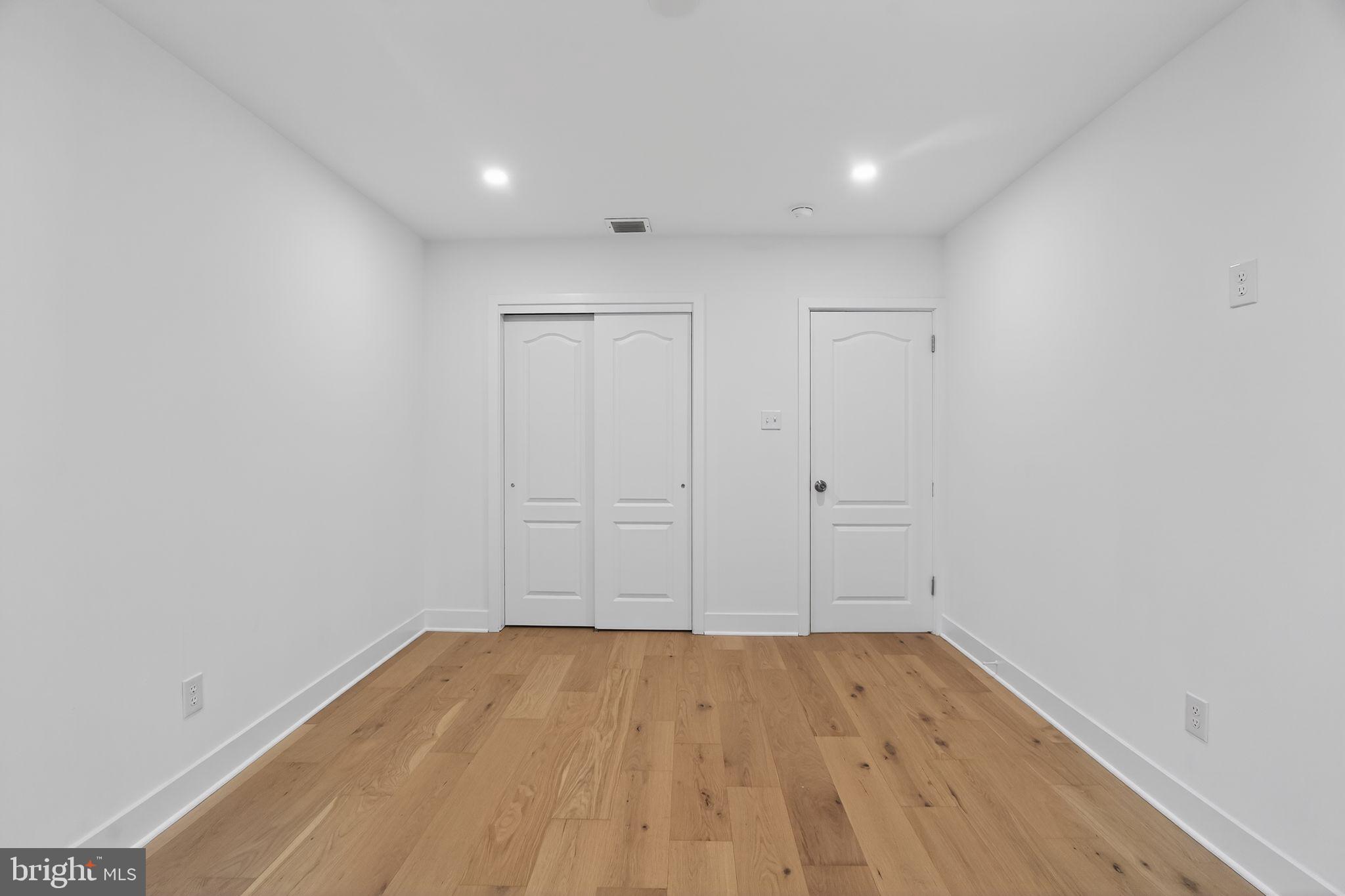 ARONIMINK - Residential