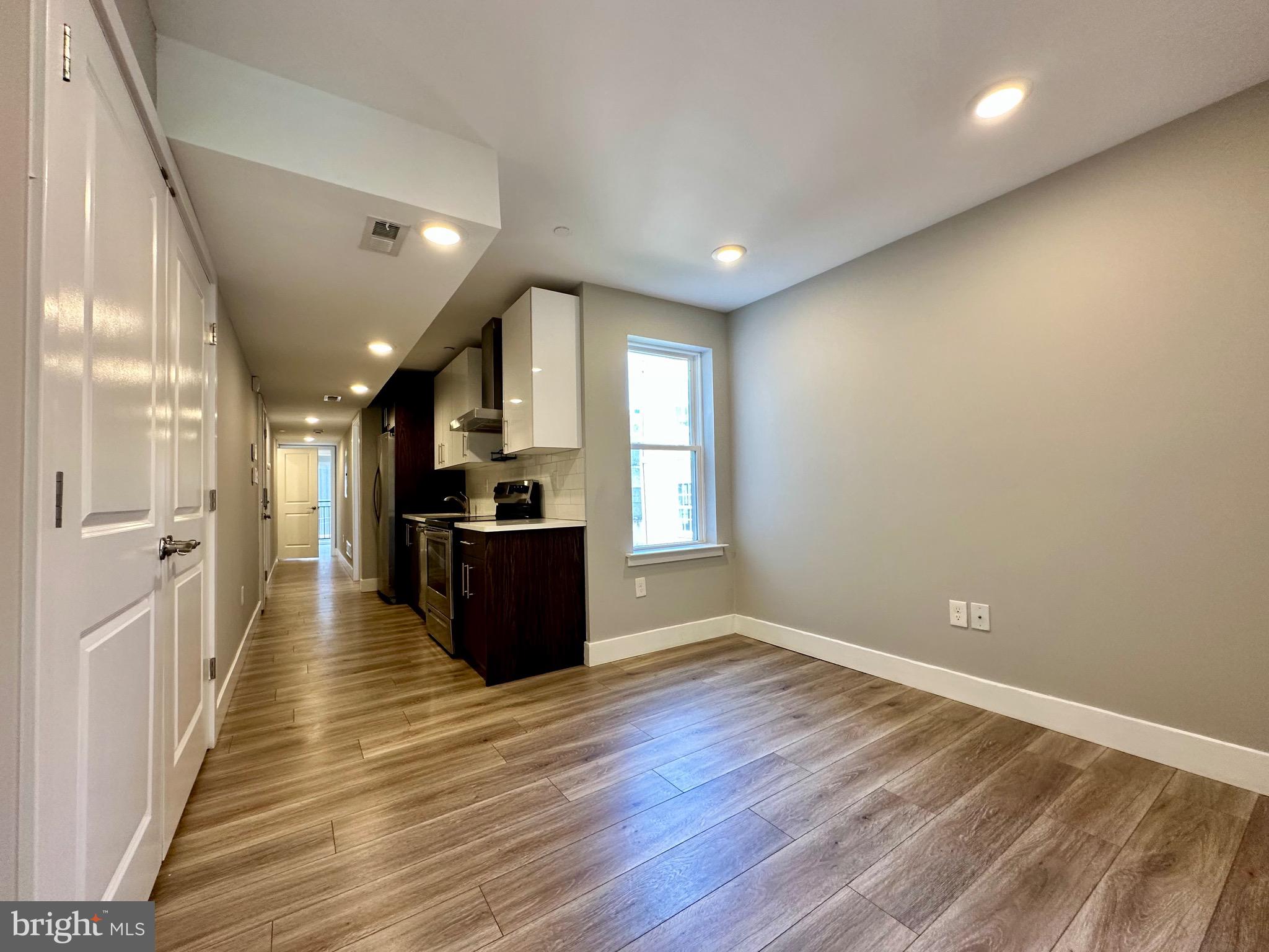 TEMPLE UNIVERSITY - Residential Lease