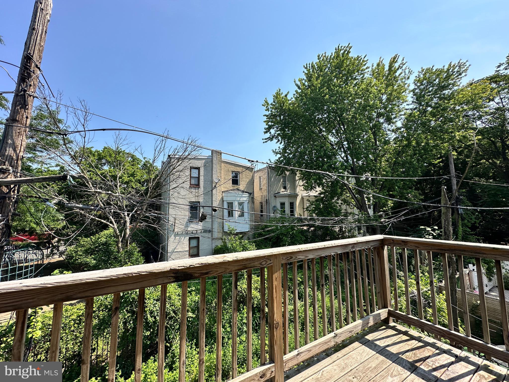 TEMPLE UNIVERSITY - Residential Lease